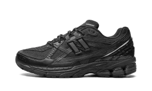 1906 "Tripple Black" New Balance Men's styles