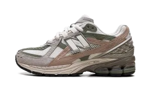 1906 Utility "Linen" New Balance Men's sneakers