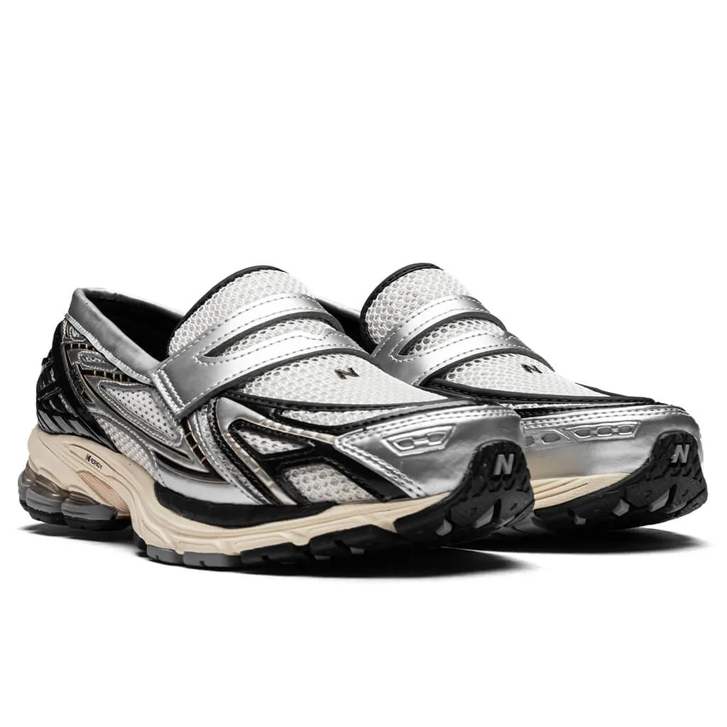1906L - Silver Metallic/Black New Balance Arch Support Sneakers