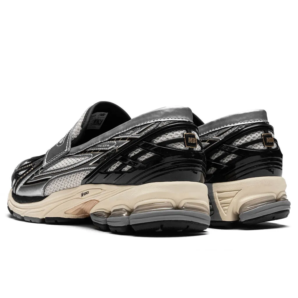 1906L - Silver Metallic/Black New Balance Arch Support Sneakers