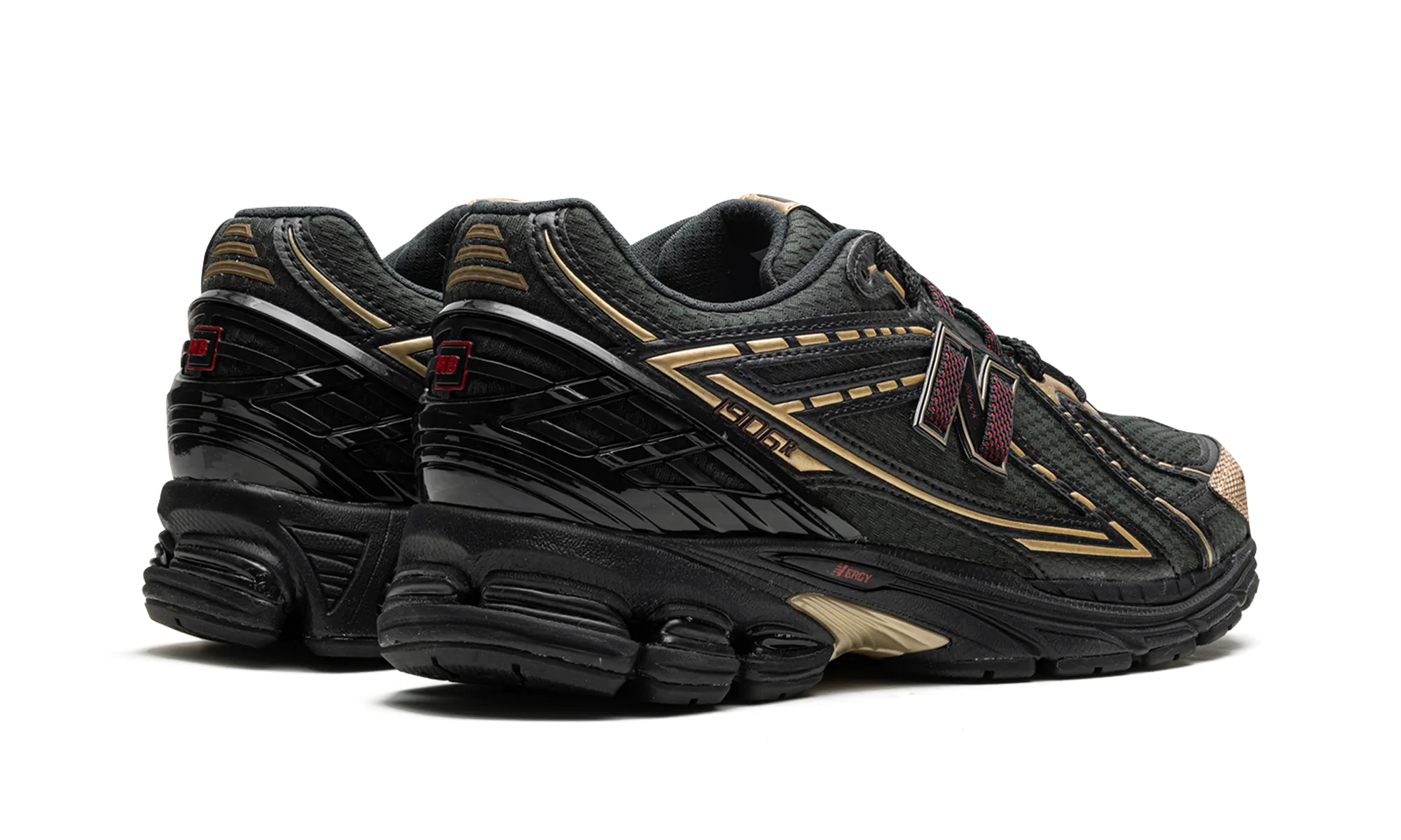 1906R "Kith- Black" new balance mens runners
