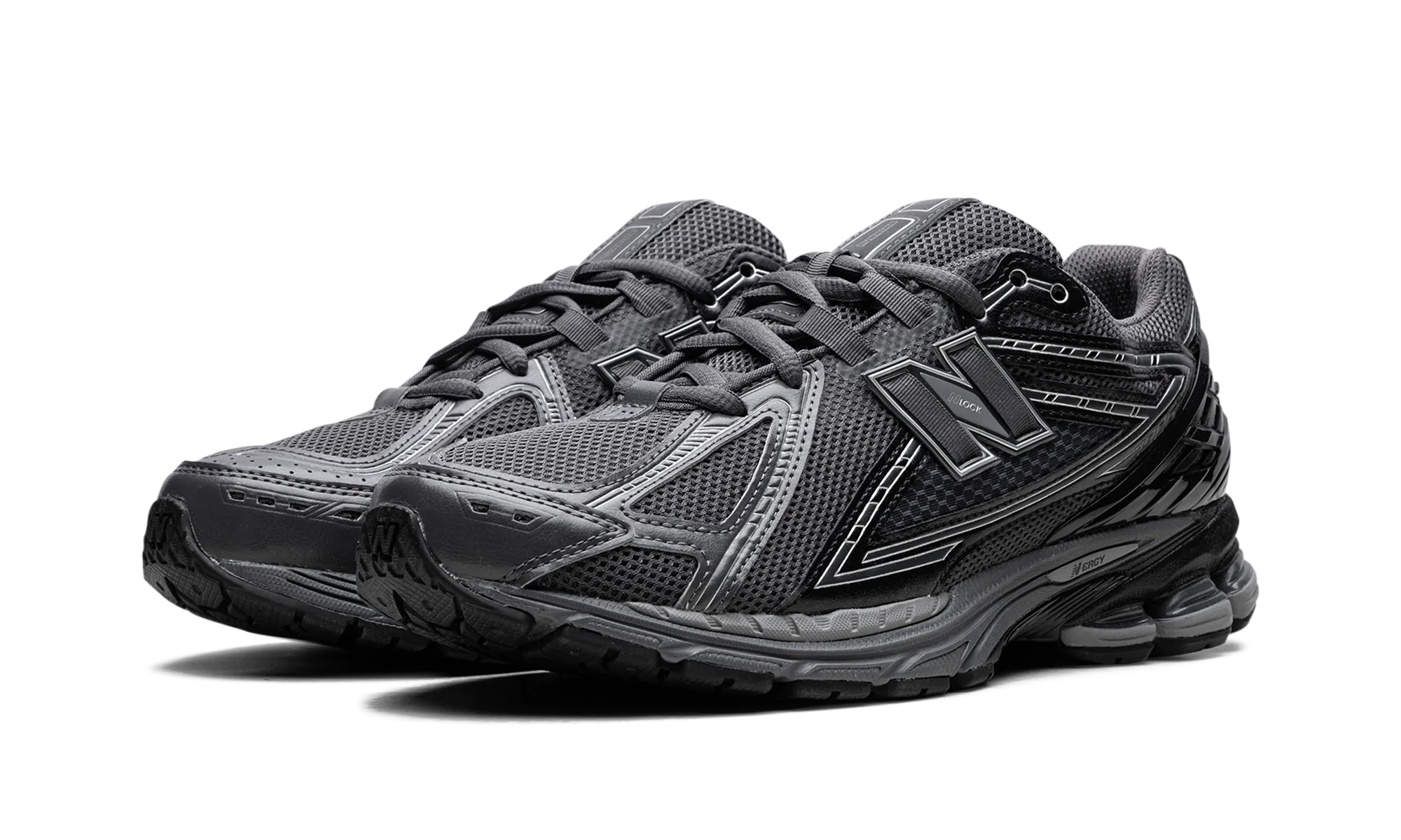 1906R "Magnet" new balance mesh athletic shoes