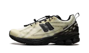 1906R "Pistachio Butter Black" New Balance Men's sneakers