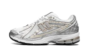 1906R "White Rain Cloud Silver Metallic" New Balance Men's designs