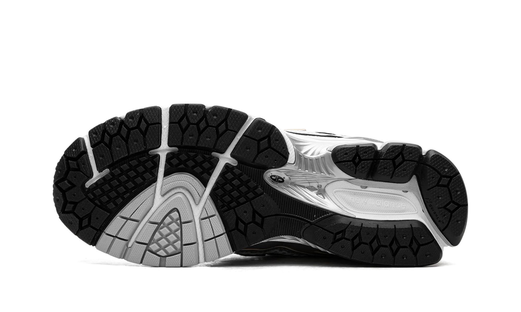 1906R "White Rain Cloud Silver Metallic" new balance mesh athletic shoes