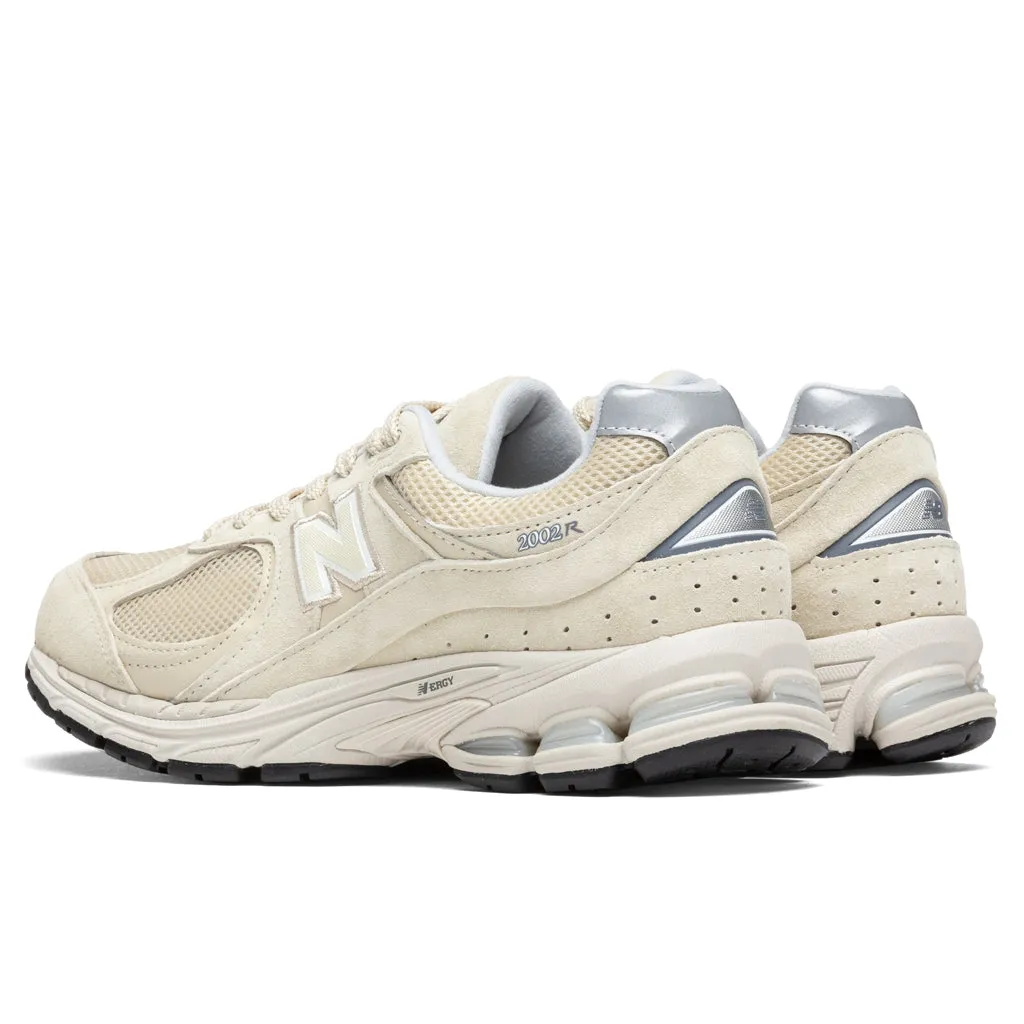 2002R - Bone New Balance Arch Support Sneakers