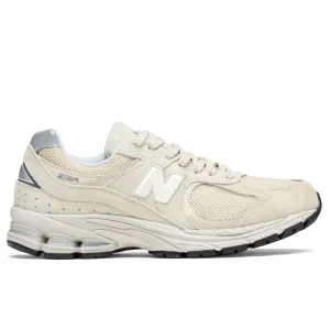 2002R - Bone New Balance sneakers with arch support