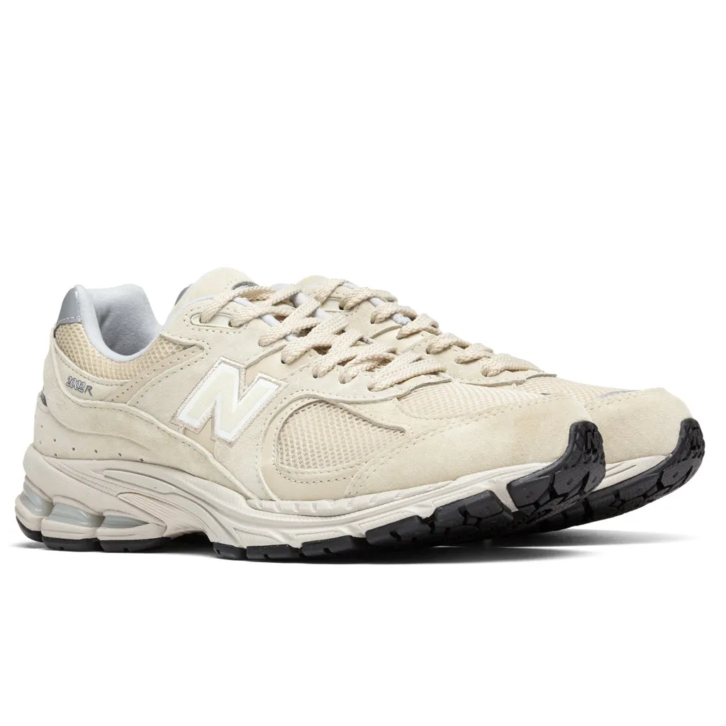 2002R - Bone New Balance Arch Support Sneakers