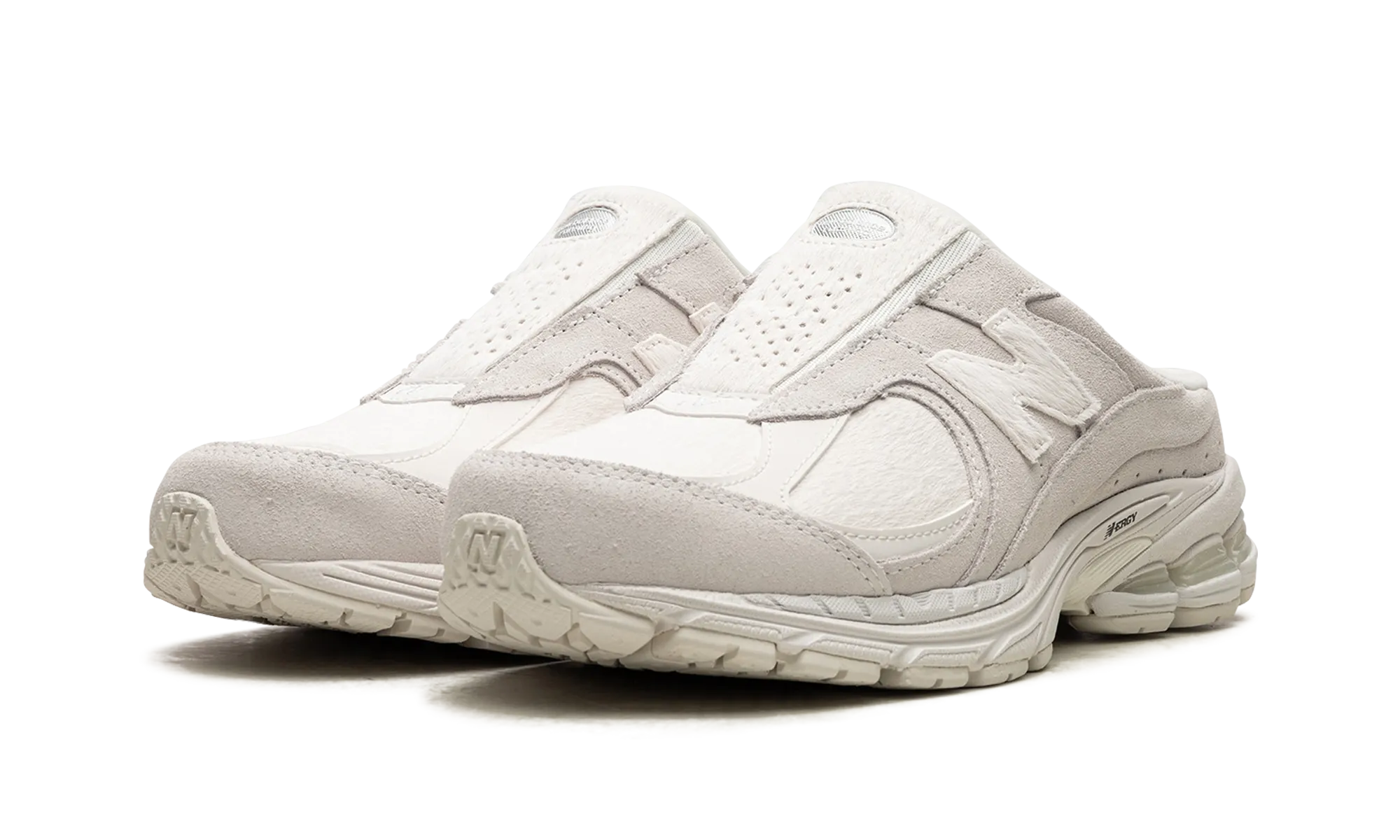 2002R "CREAM MULE" new balance mesh athletic shoes