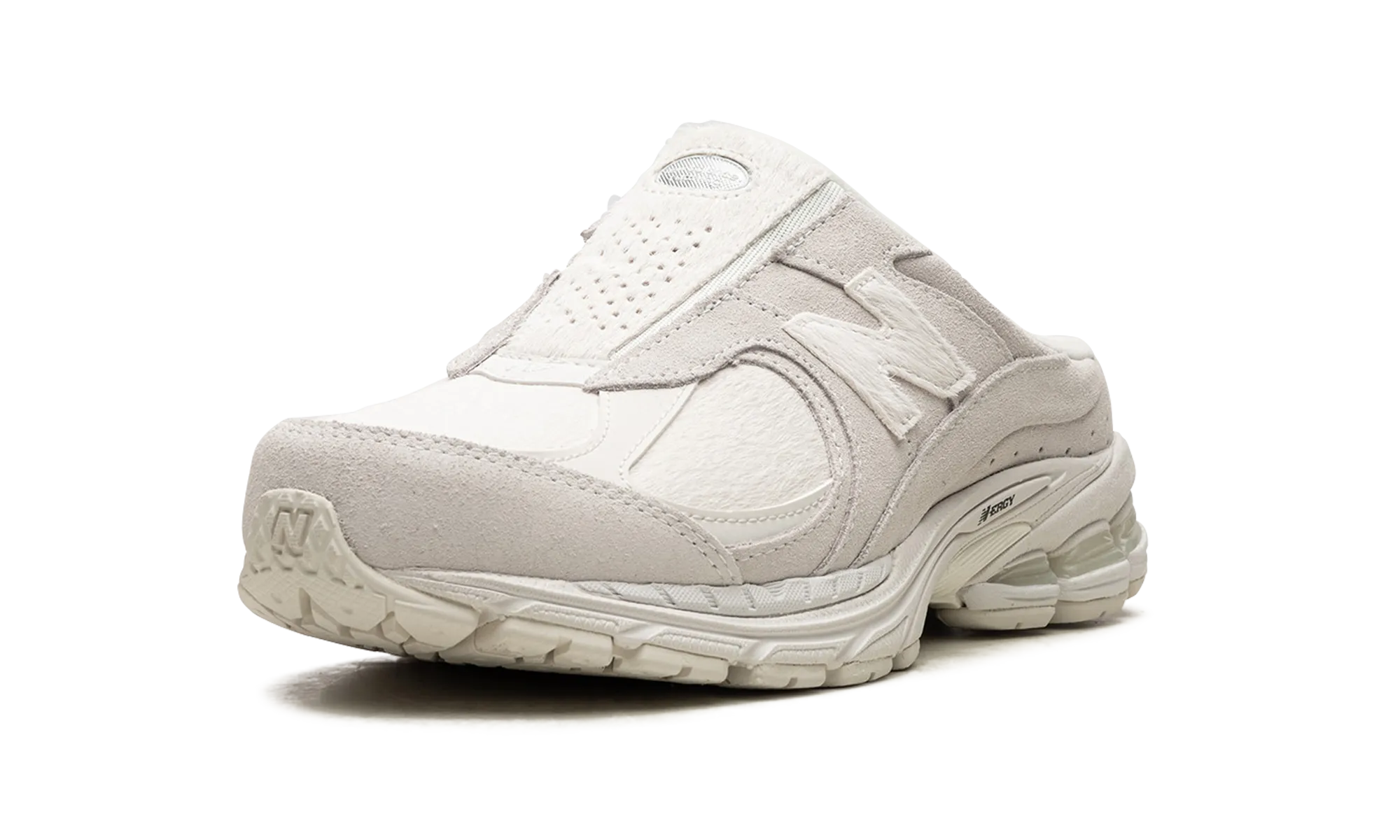 2002R "CREAM MULE" new balance mesh athletic shoes