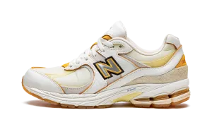 2002R "Joe Freshgoods - Conversations Amongst Us" New Balance Men's styles