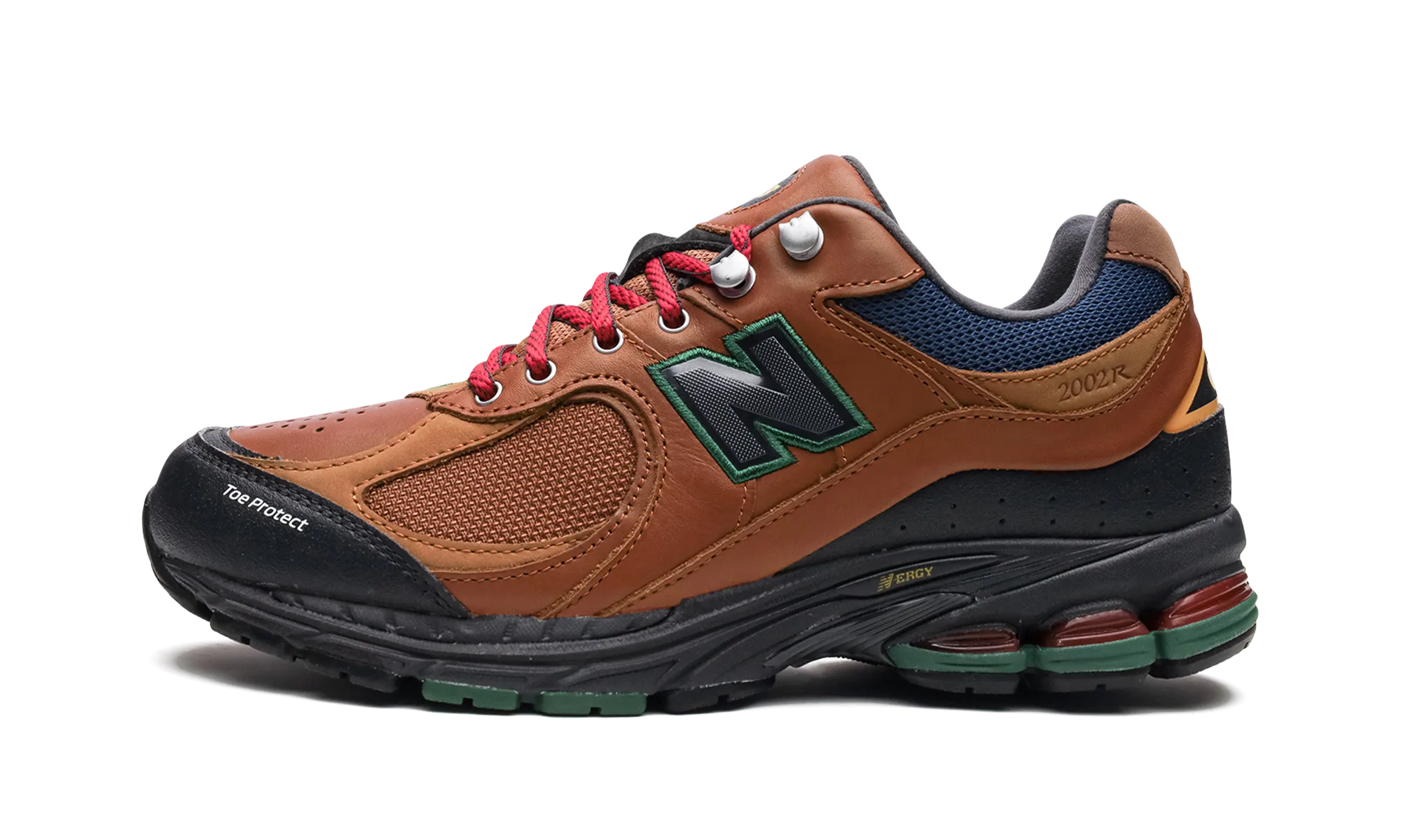 2002R "The Hiker" New Balance Men's sneakers