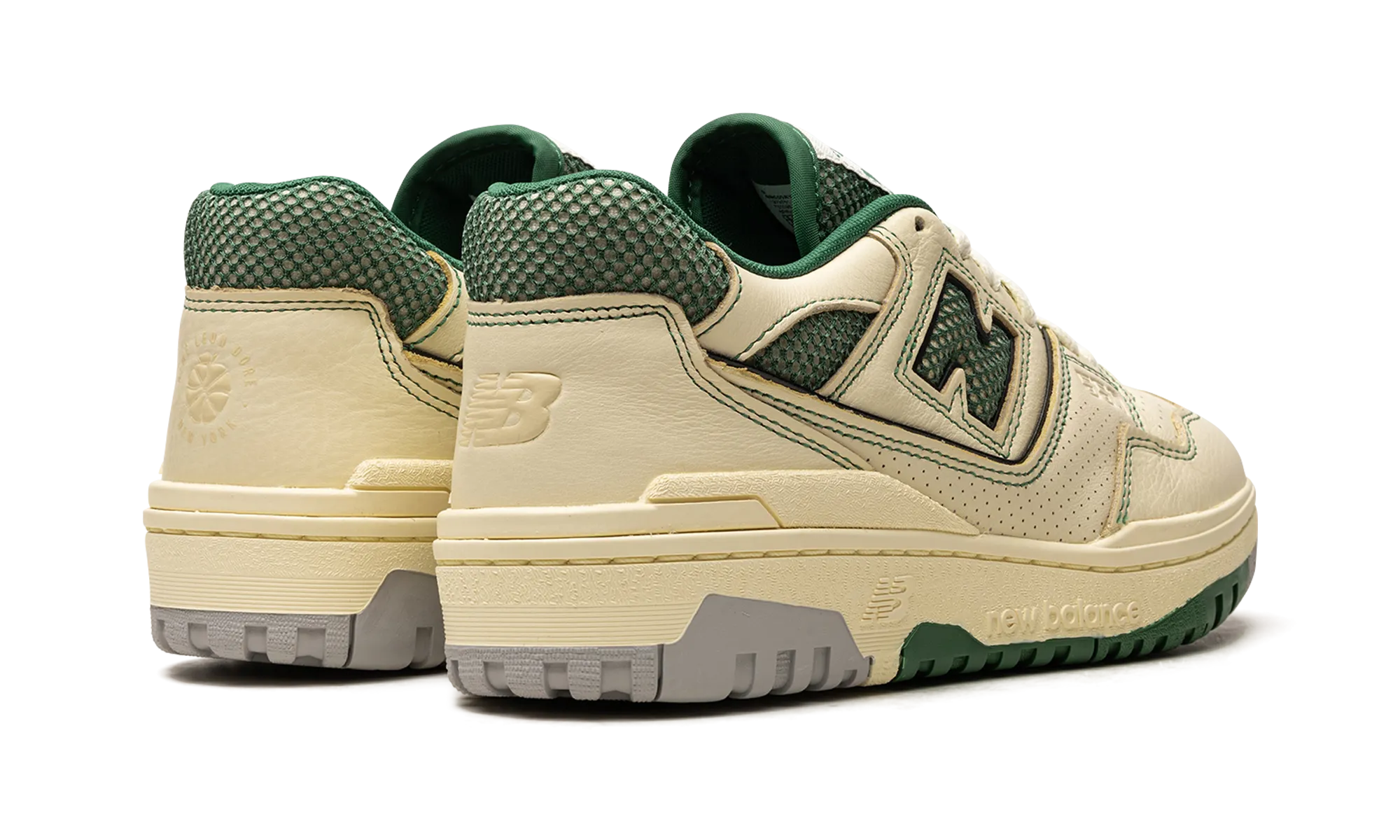 550 "Aim Leon Dore - Masaryk Community Gym - Green" new balance mens casual sneakers