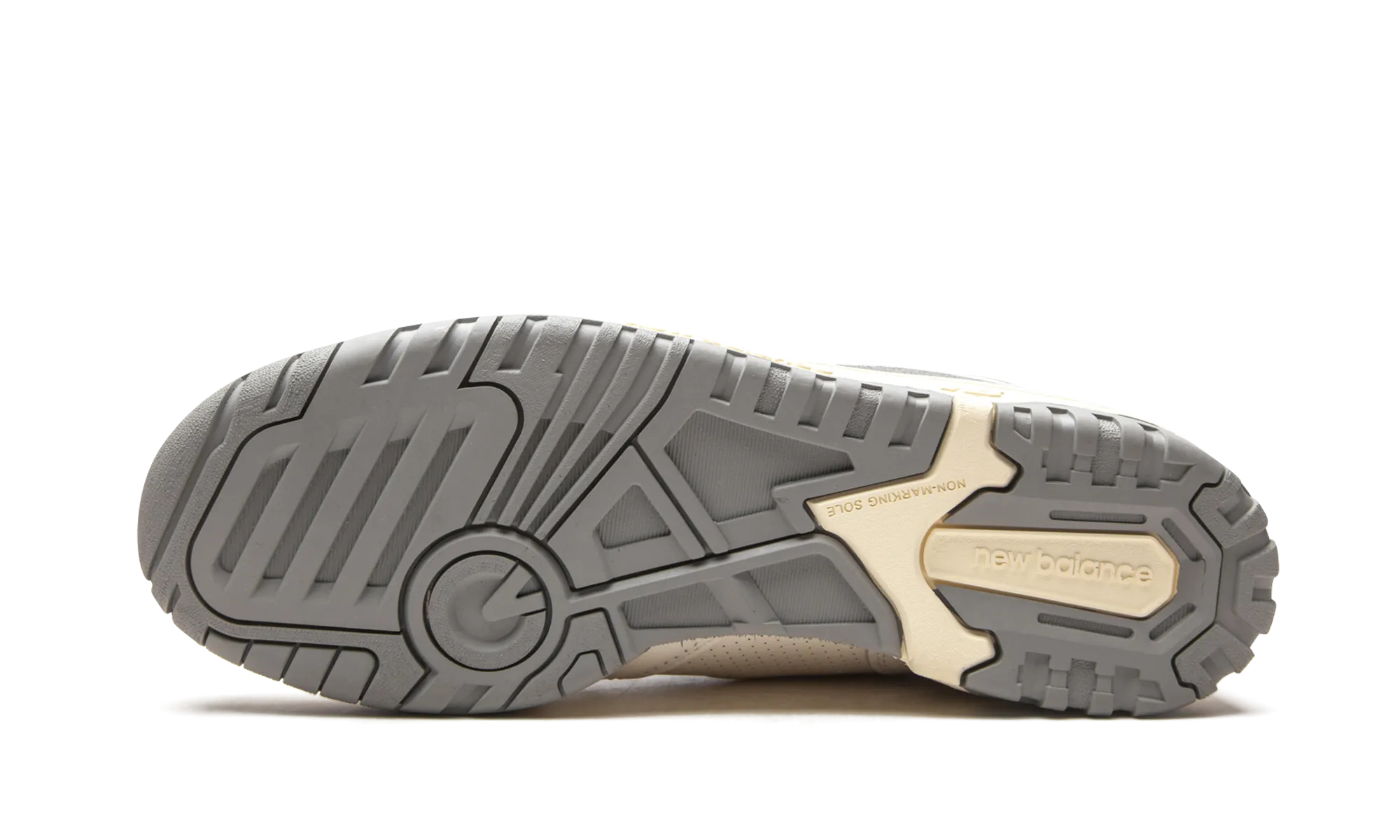 550 "Aim Leon Dore - Silver" new balance mens runners