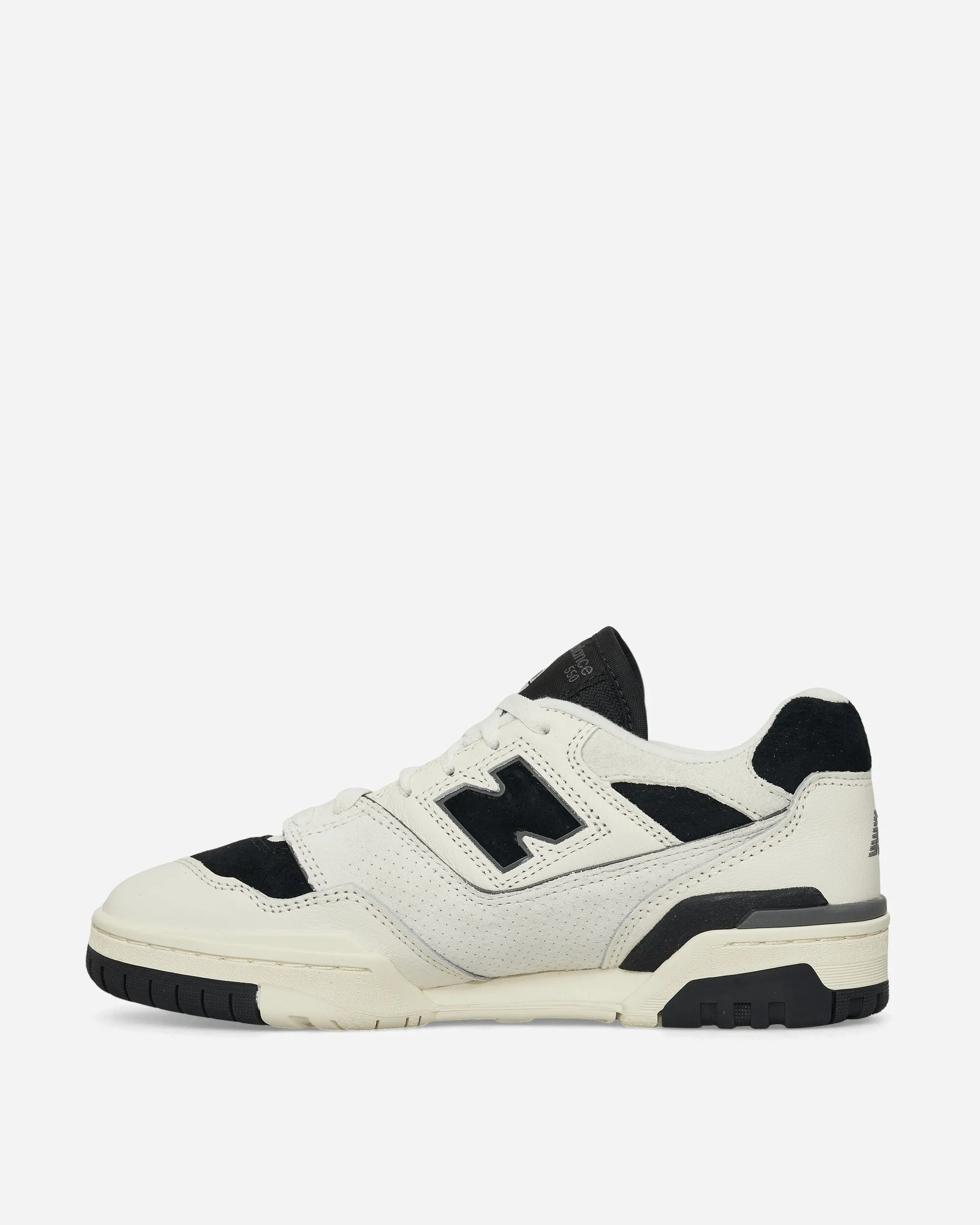 550 Sneakers Sea Salt / Black Supportive Runners