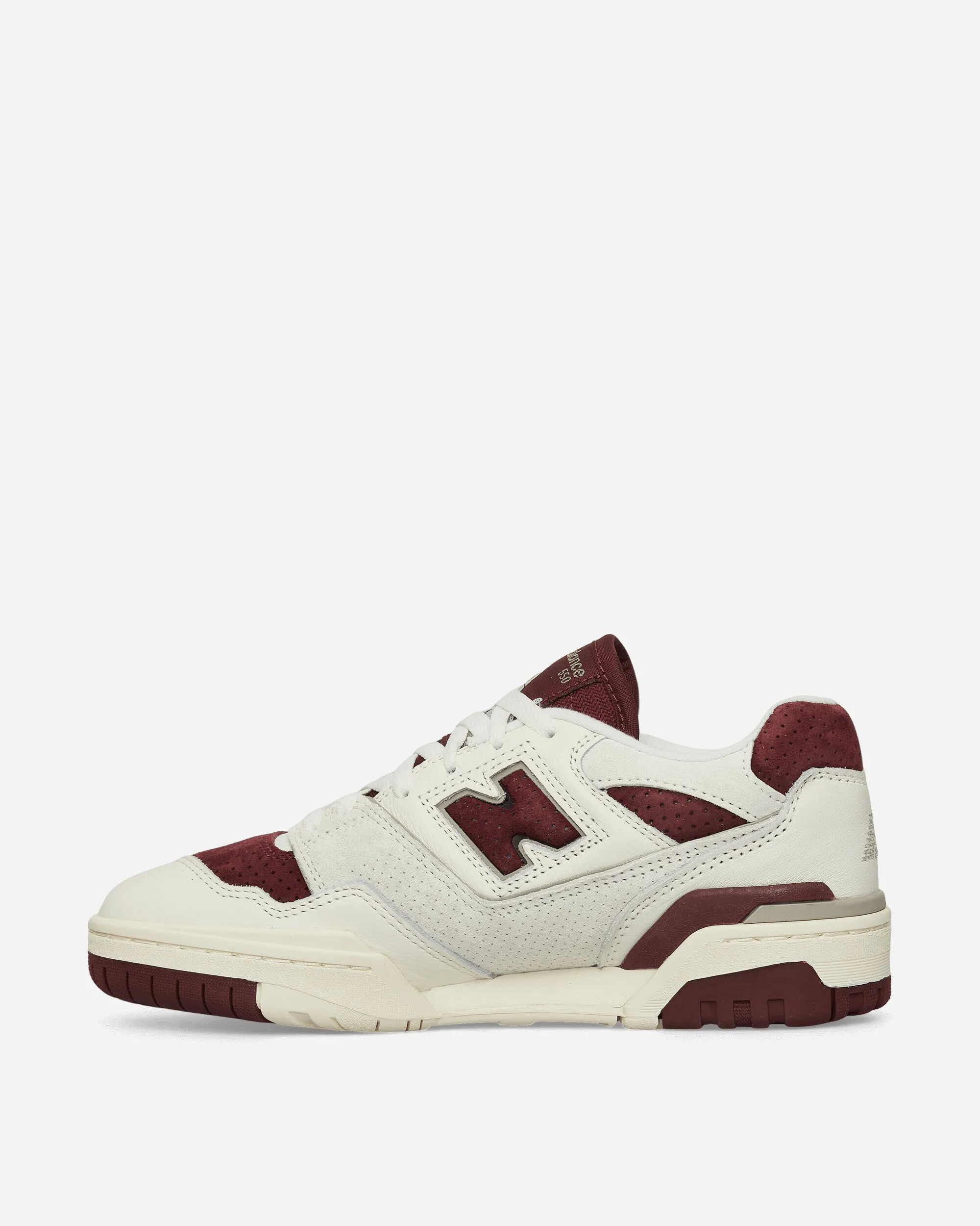 550 Sneakers Sea Salt / Classic Crimson Supportive Runners
