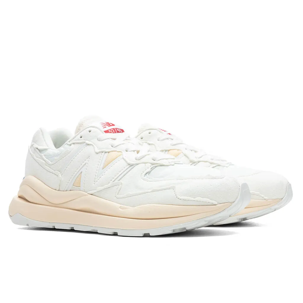 57/40 'Protection' - Sea Salt New Balance Arch Support Sneakers