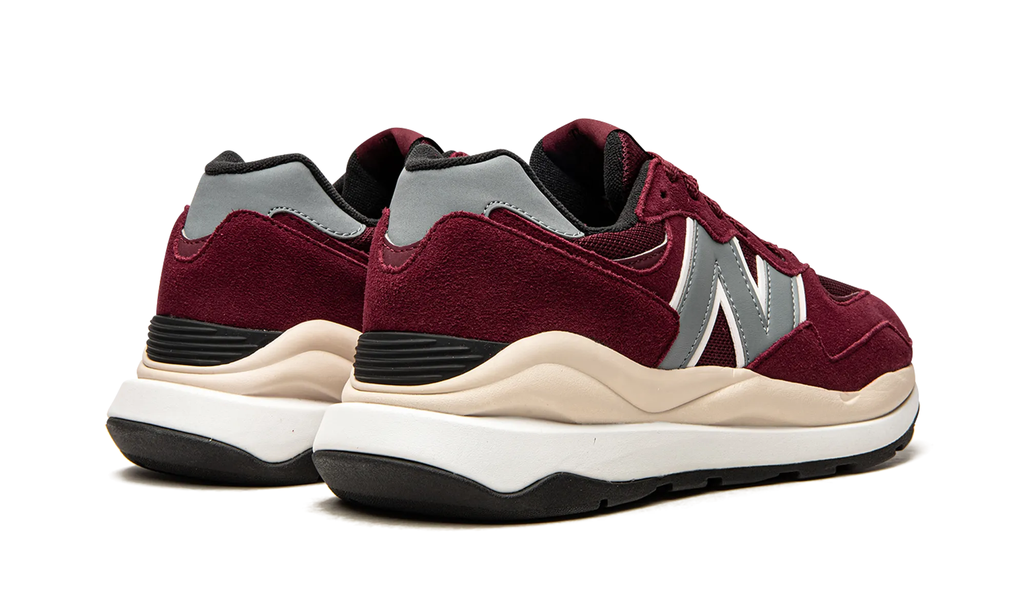 57/40 "Garnet" new balance mens runners