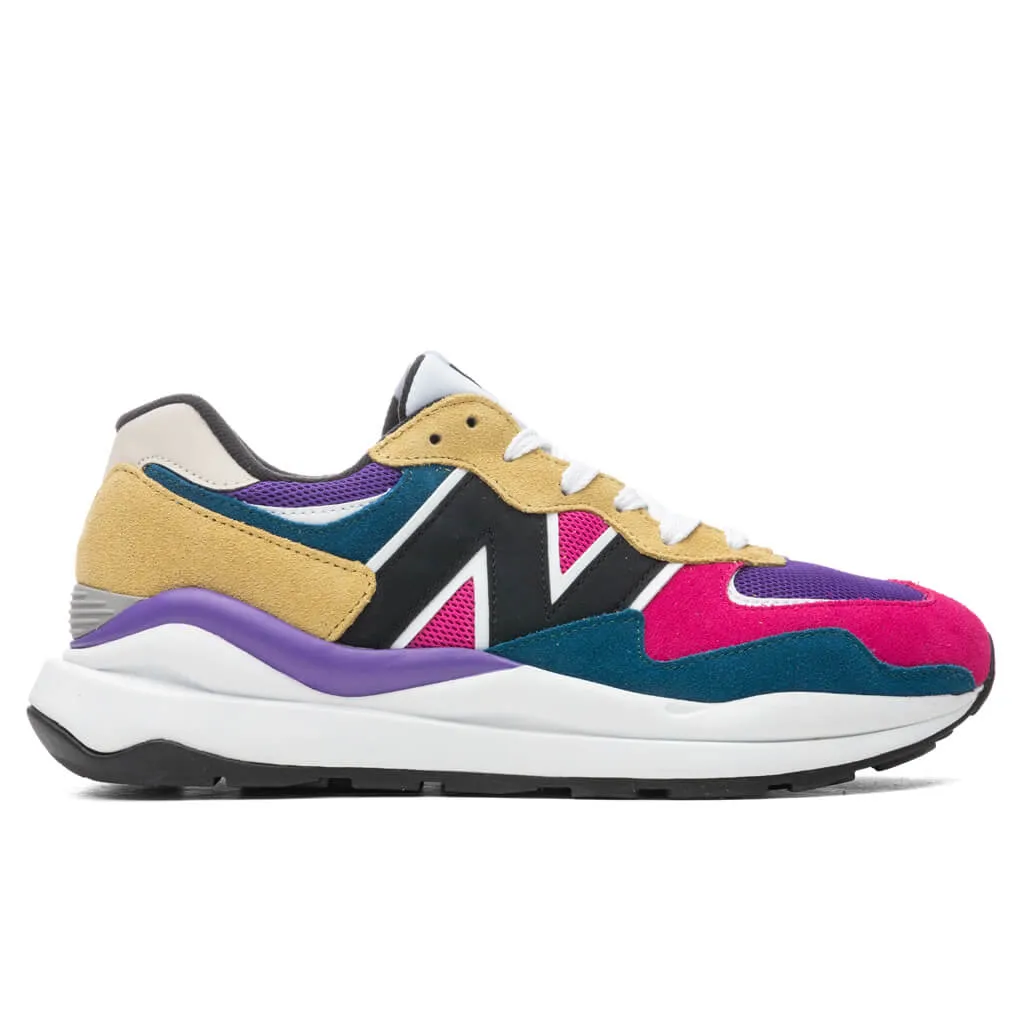 57/40 - Varsity Green/Team Gold New Balance sneakers with arch support