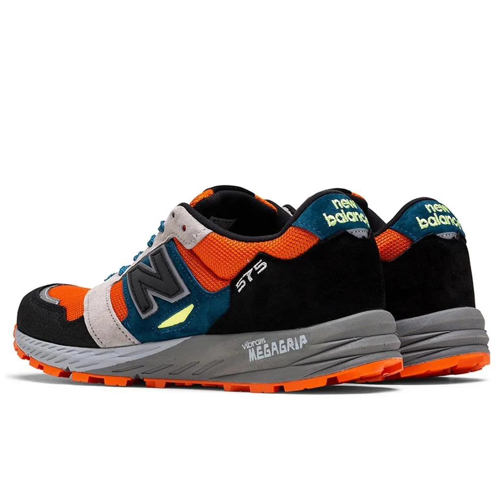 575 - Orange/Blue New Balance Arch Support Sneakers