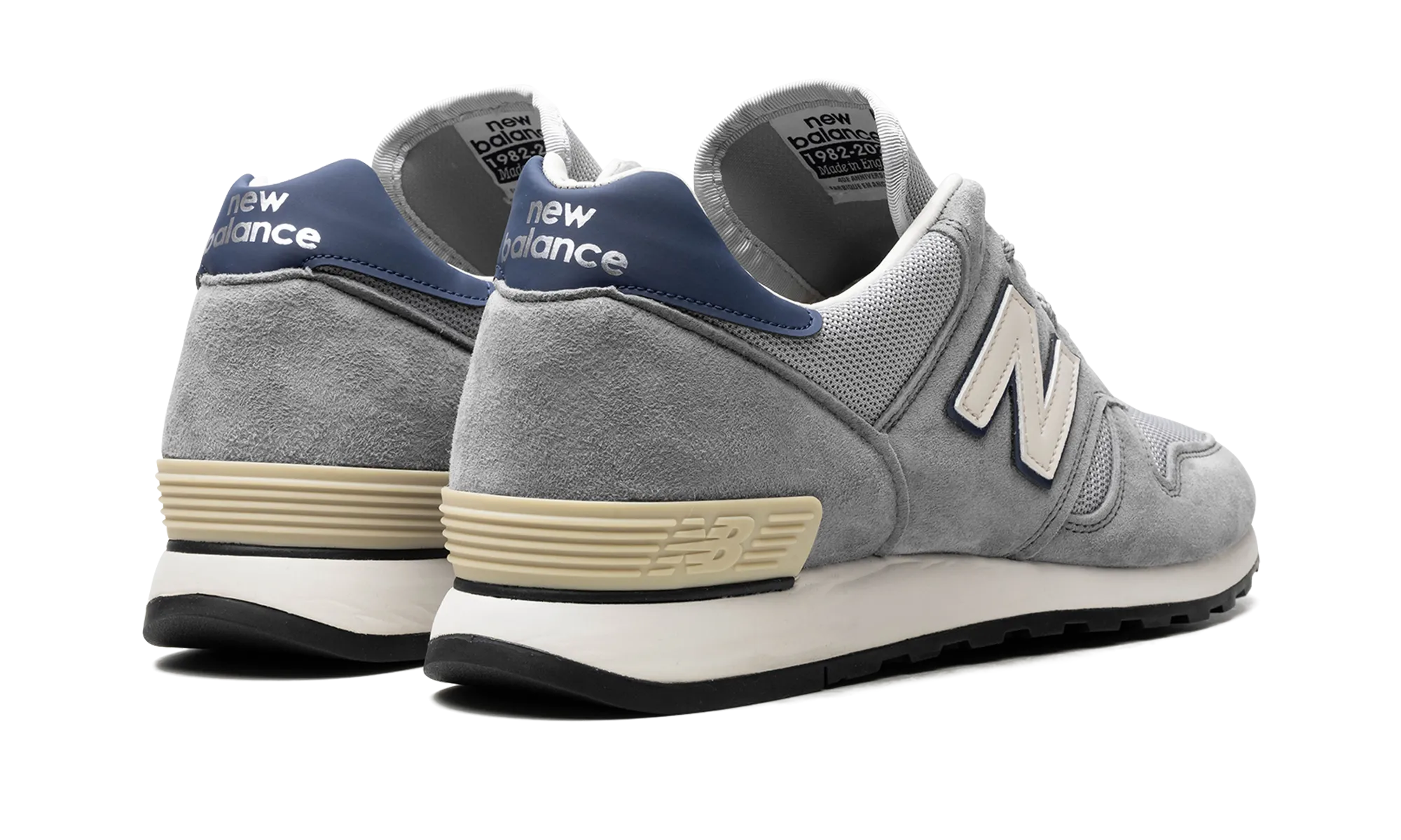 670 "Made in England '40th Anniversary'" new balance mens casual sneakers