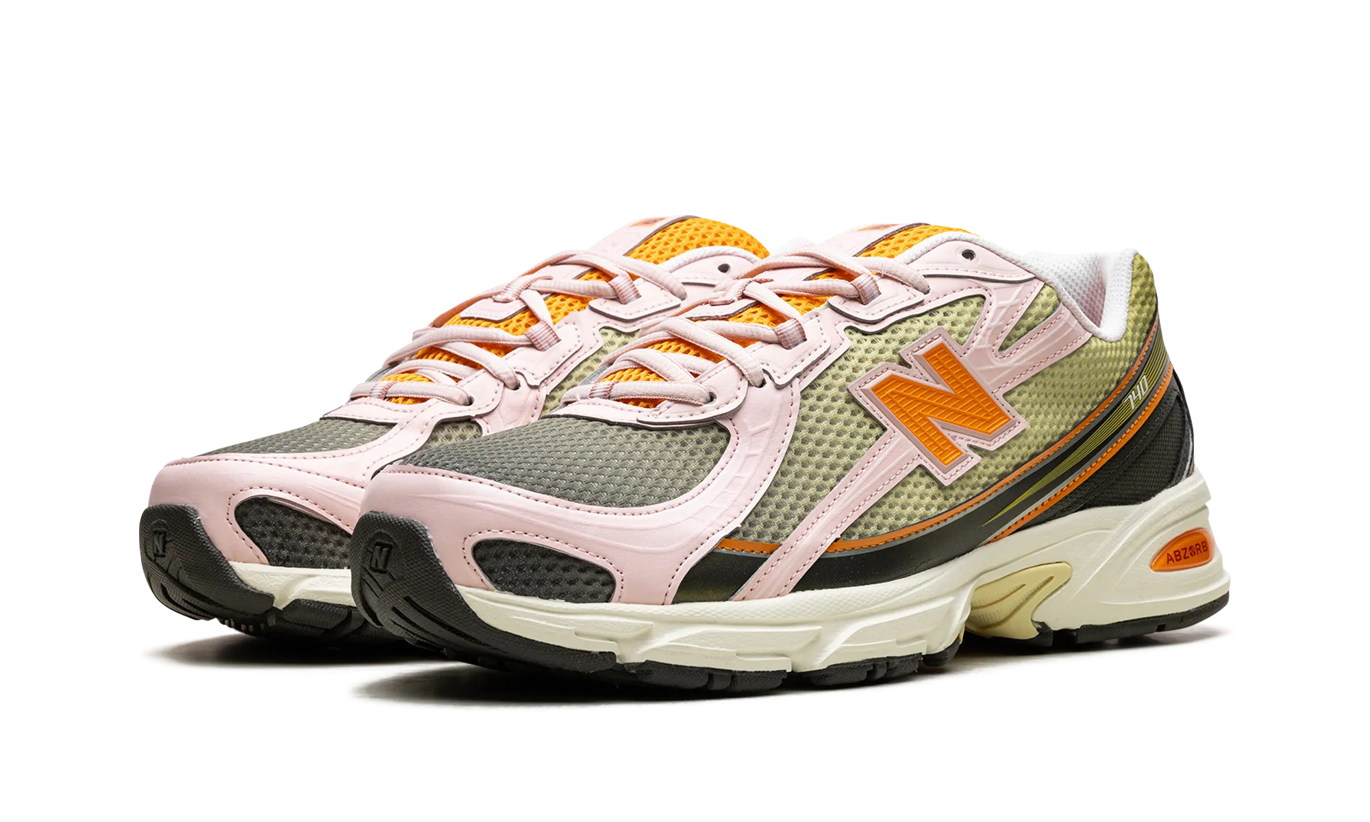 740 "Concepts - Saigne" new balance mens comfort shoes