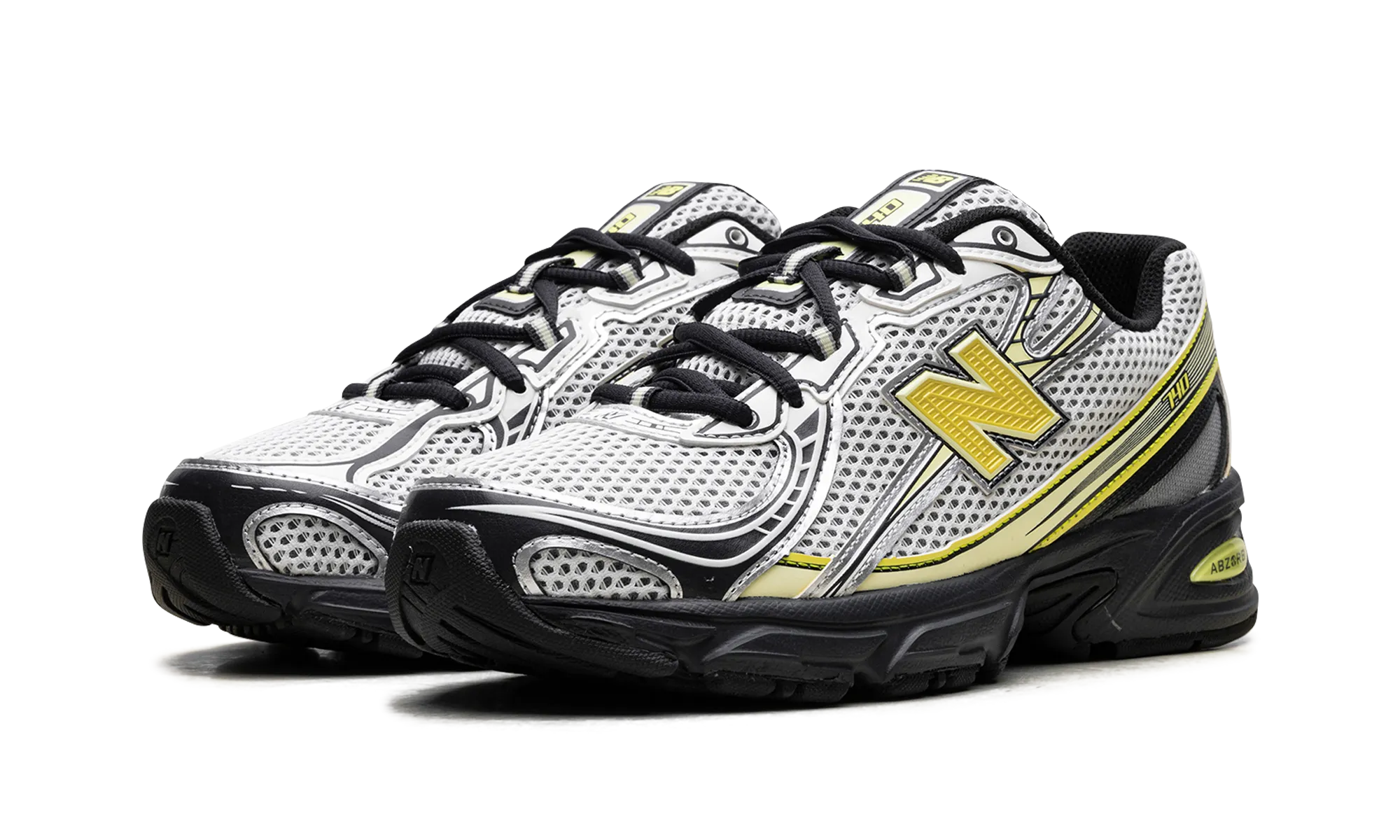 740v2 "Sea Salt Phantom" new balance mens comfort shoes