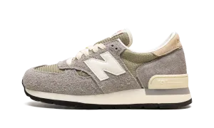 990 V1 "Made In USA - Teddy Santis" New Balance Men's designs