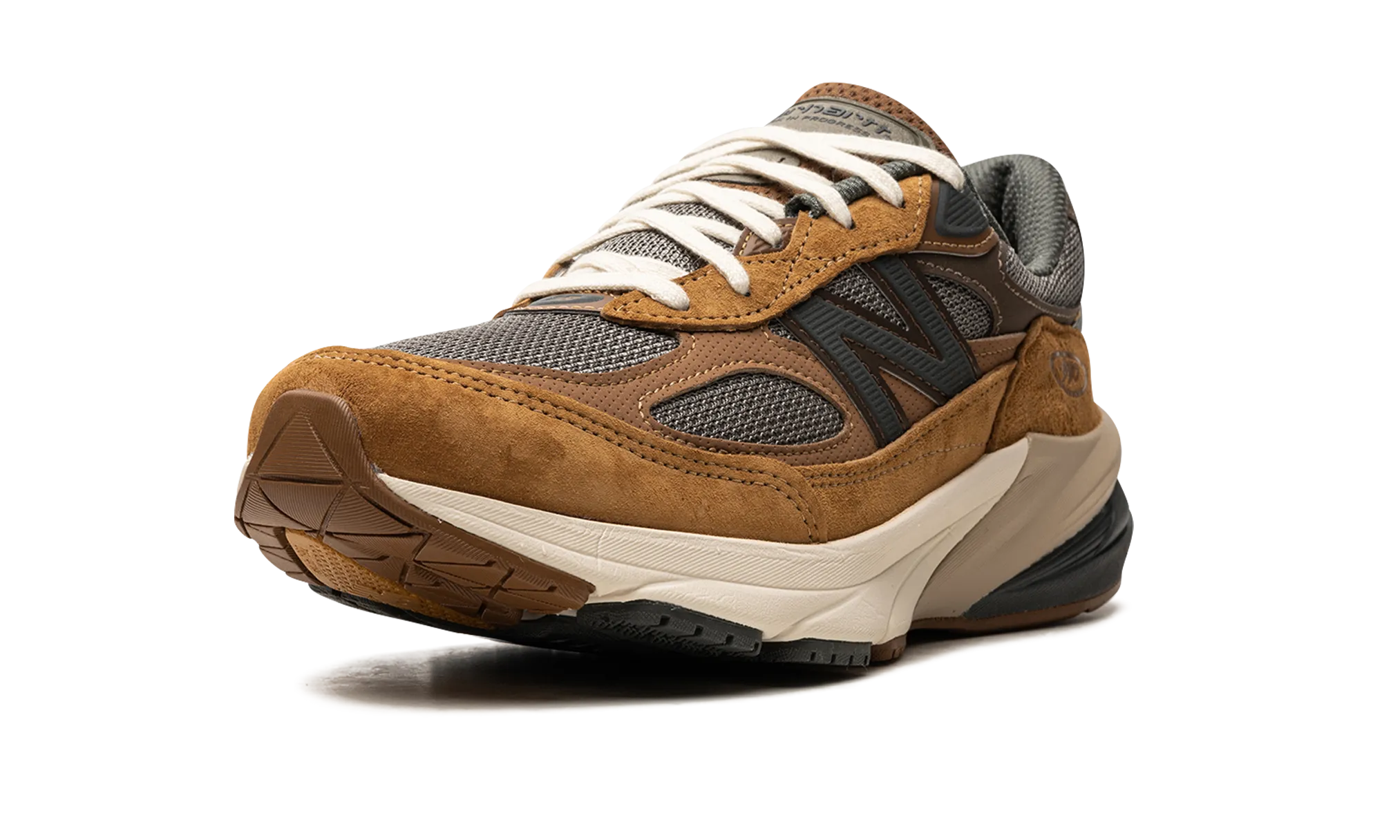 990v6 "Carhartt - Sculpture Center" new balance mesh athletic shoes