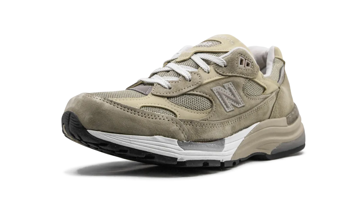 992 "Tan" new balance mesh athletic shoes