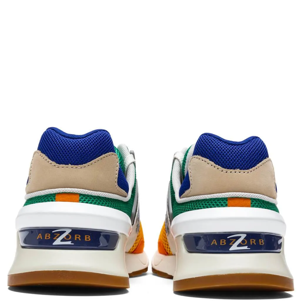 997 Sport - Moonbeam/Varsity Orange New Balance Arch Support Sneakers
