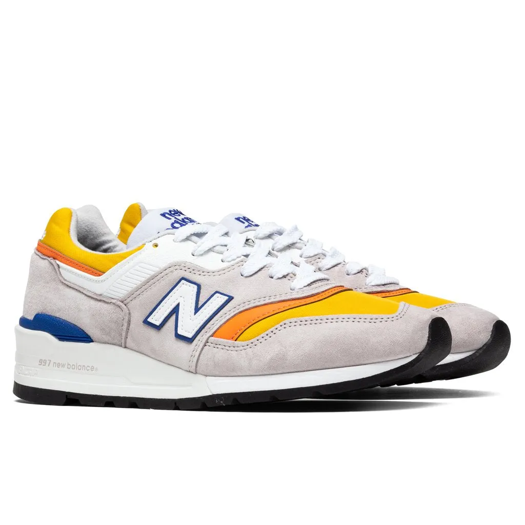 997 - White/Yellow/Orange New Balance Arch Support Sneakers