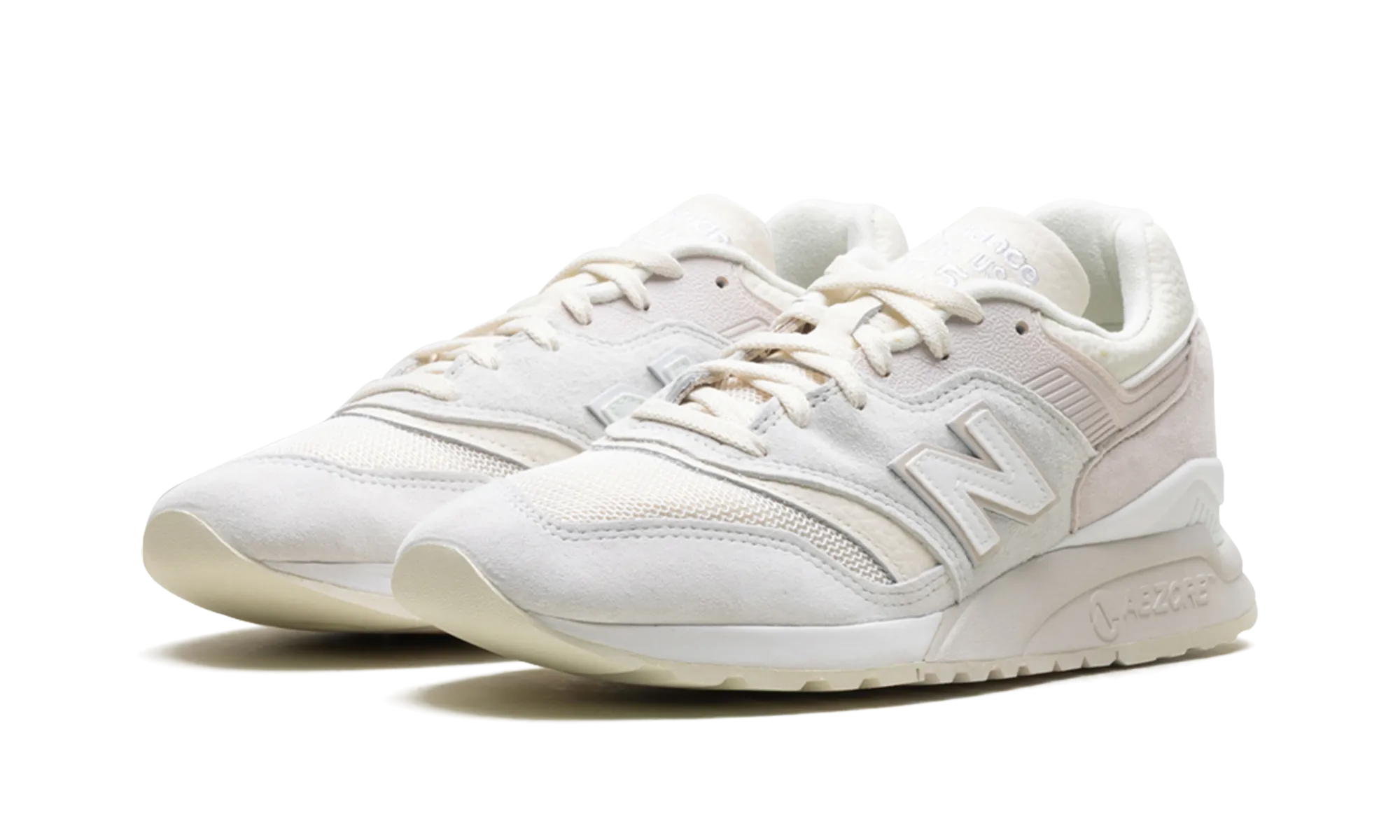 997.5 "MiUSA Kith Easter White Marshmallow Angora" new balance mens comfort shoes