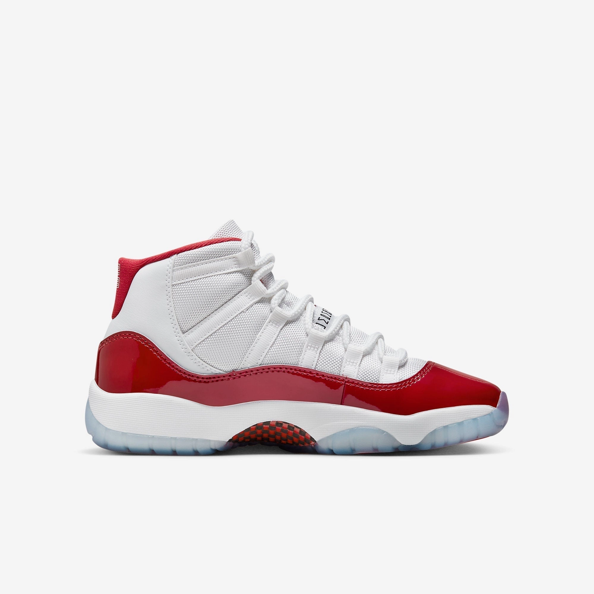 (GS) Air Jordan 11 Retro 'Cherry' (2022) 378038-116 Air Jordan 11 Patent Basketball Shoes