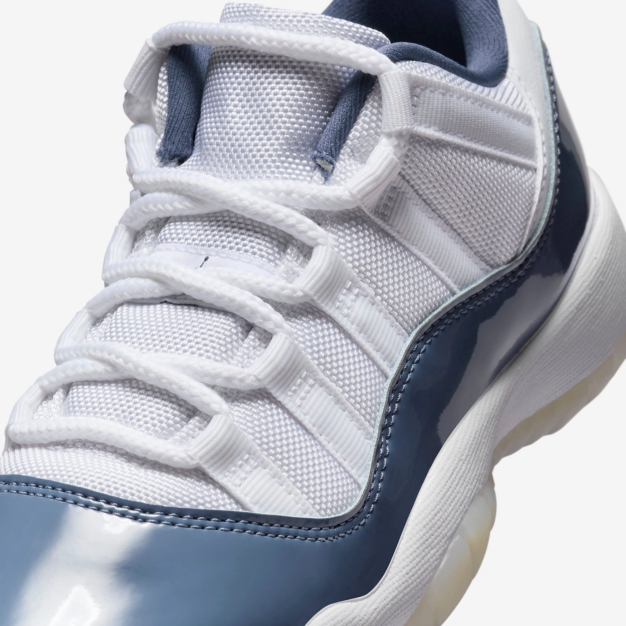 (GS) Air Jordan 11 Retro Low 'Diffused Blue / Midnight Navy' (2024) FV5121-104 Air Jordan 11 Patent Basketball Shoes