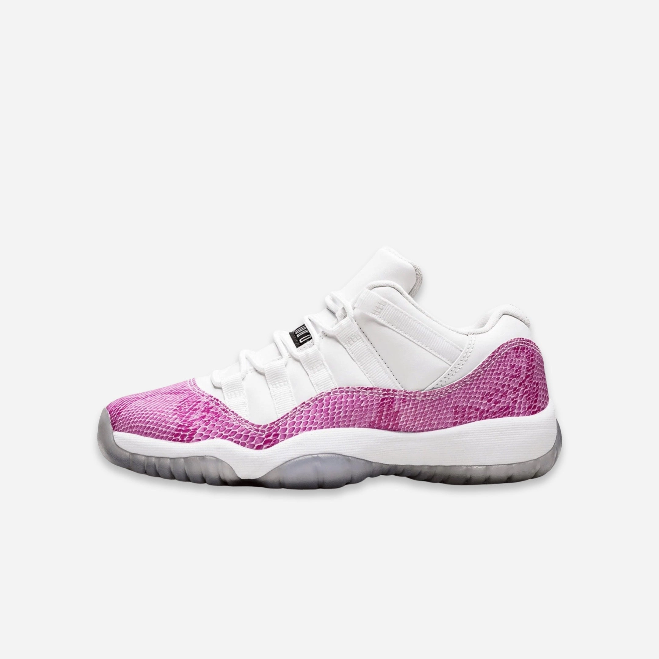 (GS) Air Jordan 11 Retro Low 'Pink Snakeskin' (2013) 580521-108 Air Jordan 11 basketball shoes with patent look