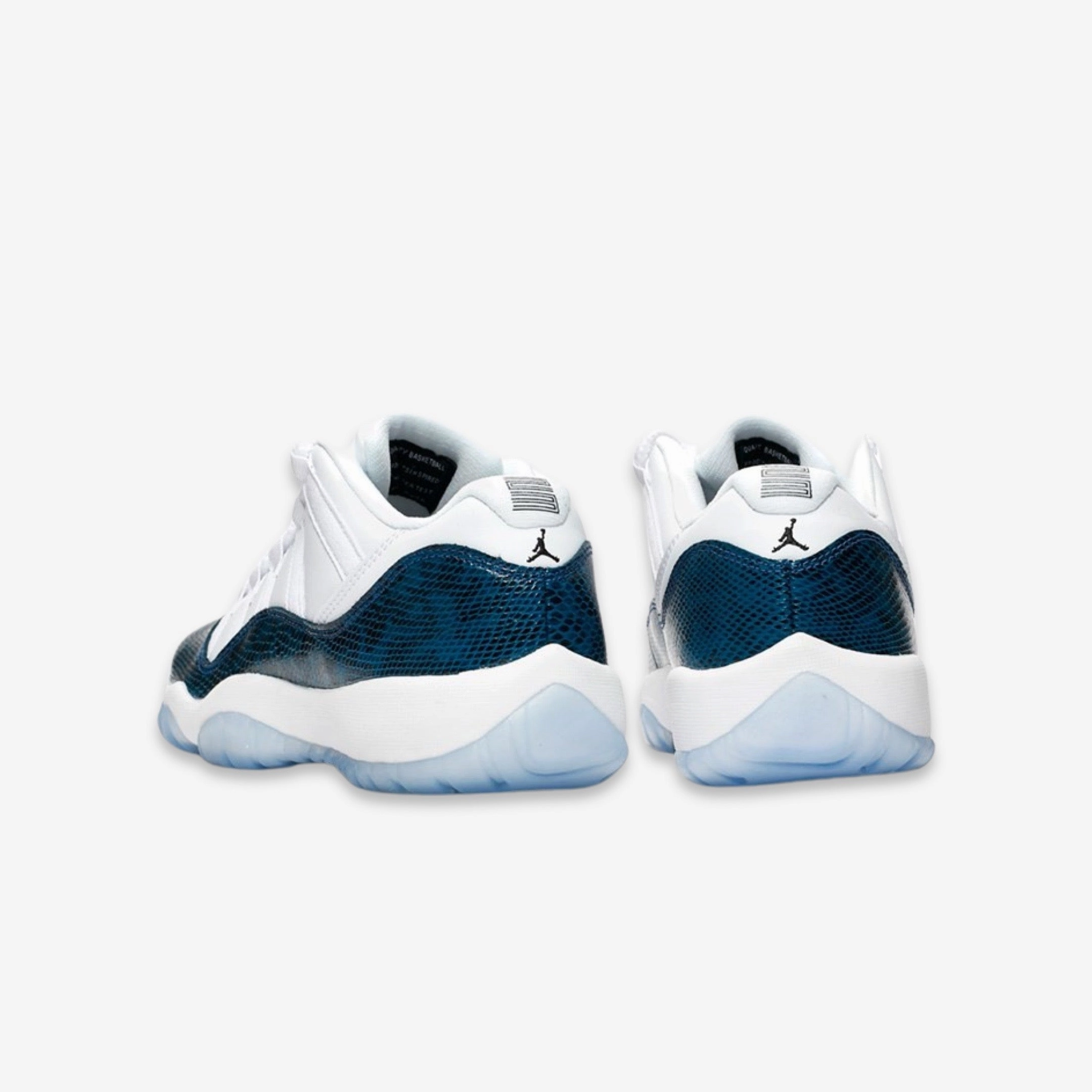 (GS) Air Jordan 11 Retro Low LE 'Navy Snakeskin' (2019) CD6847-102 Air Jordan 11 Patent Basketball Shoes