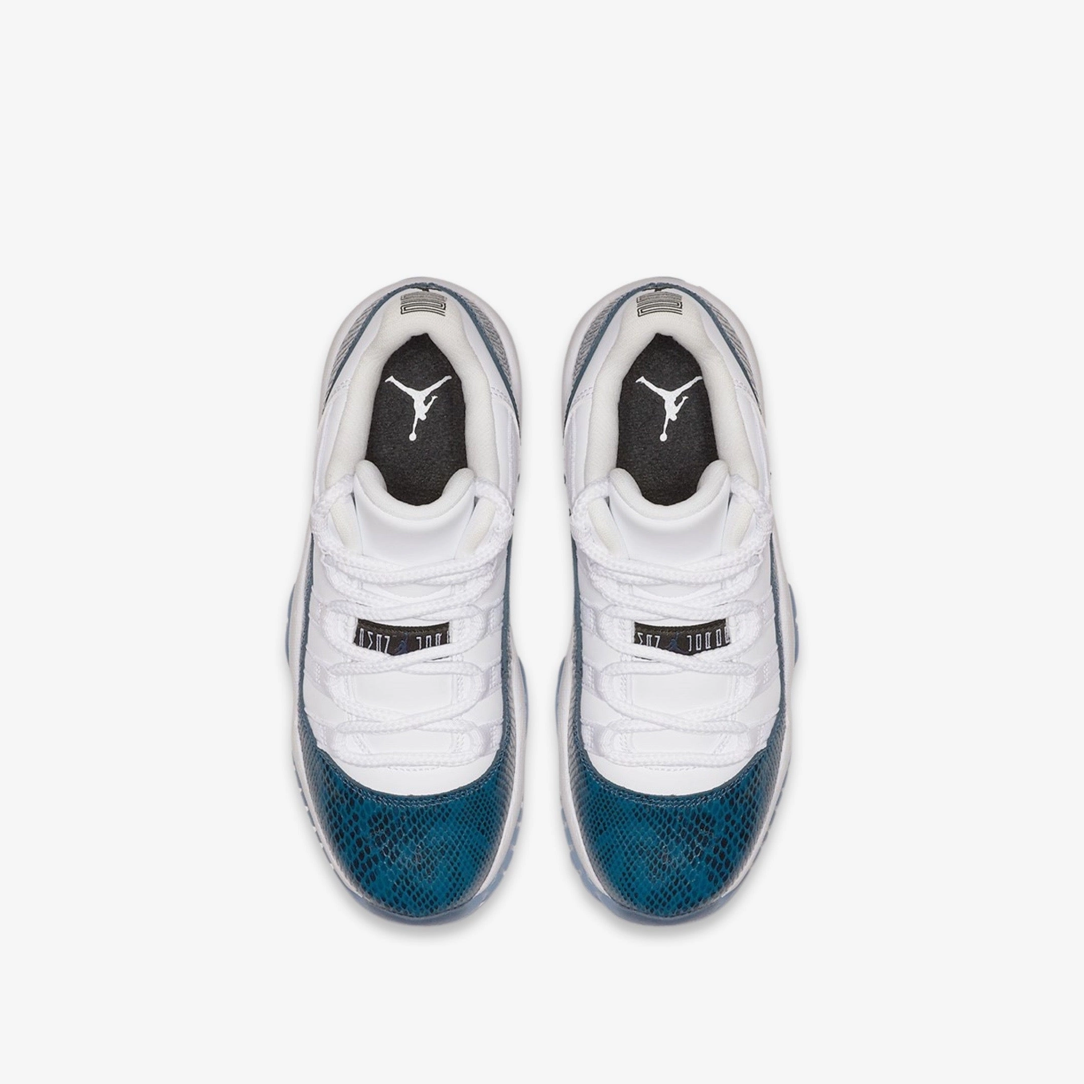 (GS) Air Jordan 11 Retro Low LE 'Navy Snakeskin' (2019) CD6847-102 Air Jordan 11 Patent Basketball Shoes