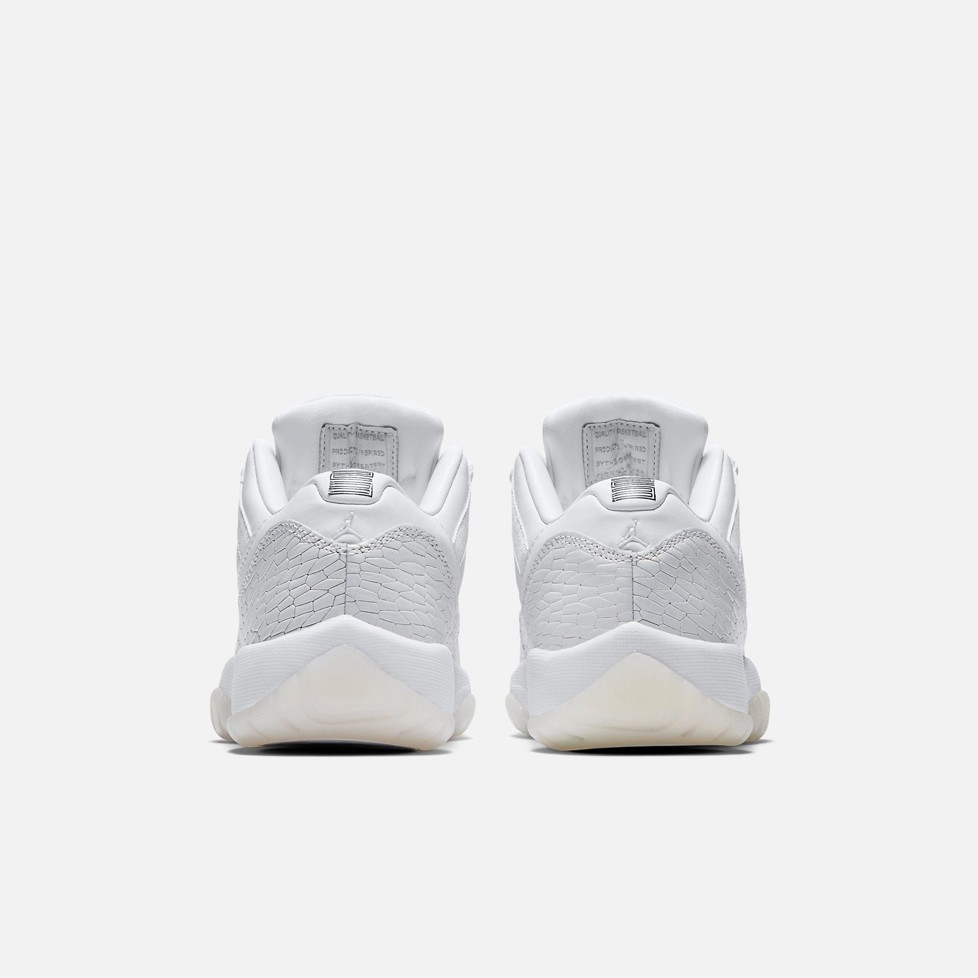 (GS) Air Jordan 11 Retro Low Premium 'Heiress Frost White Snakeskin' (2017) 897331-100 Air Jordan 11 Patent Basketball Shoes