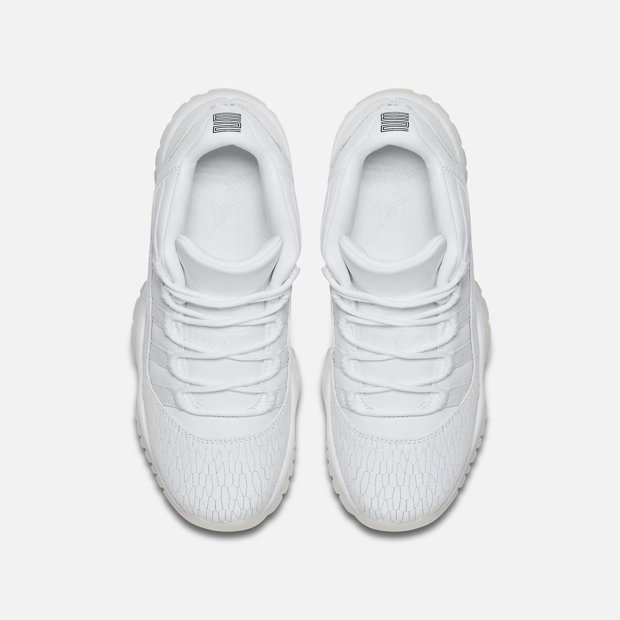 (GS) Air Jordan 11 Retro Low Premium 'Heiress Frost White Snakeskin' (2017) 897331-100 Air Jordan 11 Patent Basketball Shoes