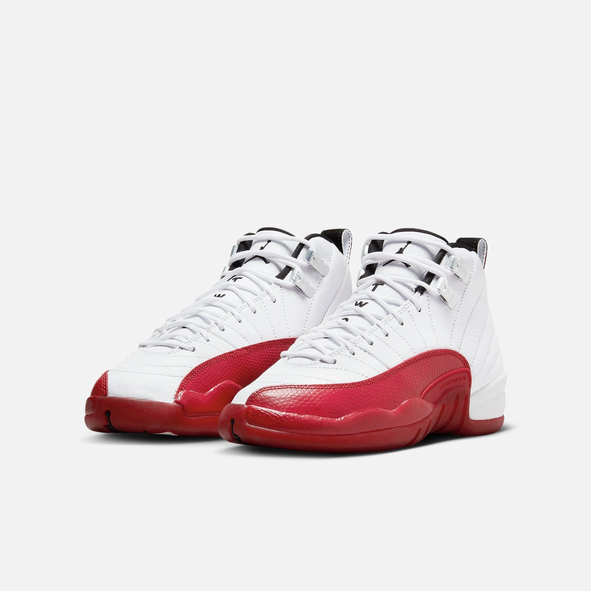 (GS) Air Jordan 12 Retro 'Cherry / Varsity Red' (2023) 153265-116 Air Jordan 12 Game-Ready Sneakers