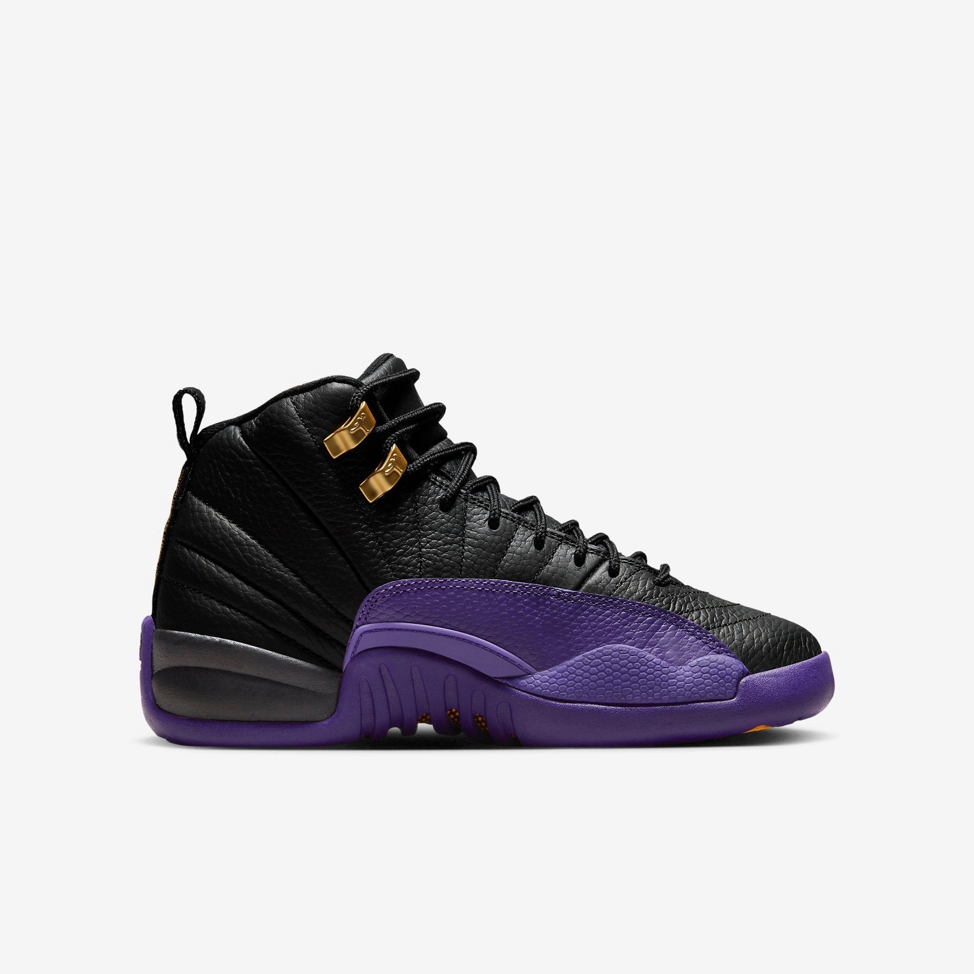 (GS) Air Jordan 12 Retro 'Field Purple' (2023) 153265-057 Air Jordan 12 Game-Ready Sneakers