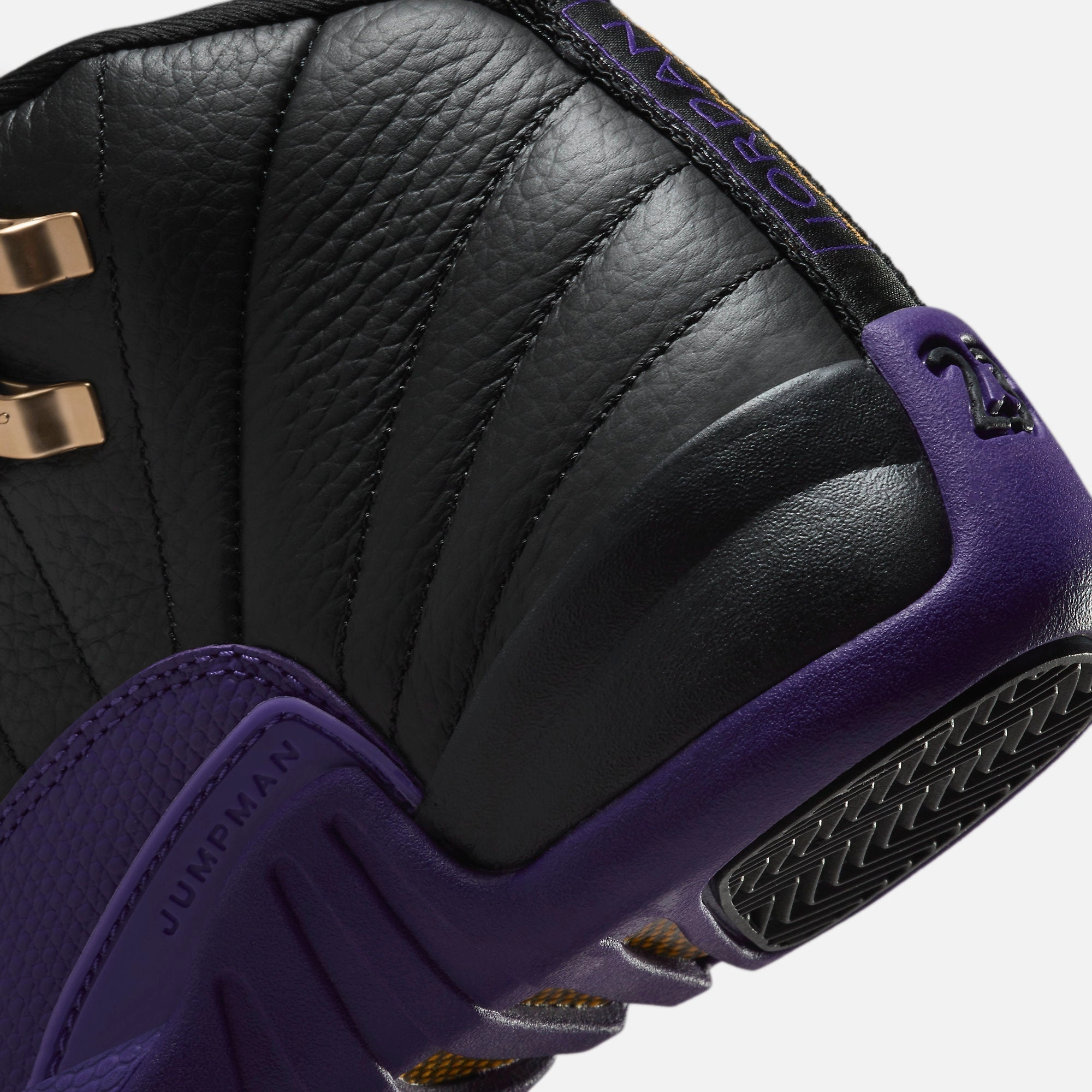 (GS) Air Jordan 12 Retro 'Field Purple' (2023) 153265-057 Air Jordan 12 Game-Ready Sneakers