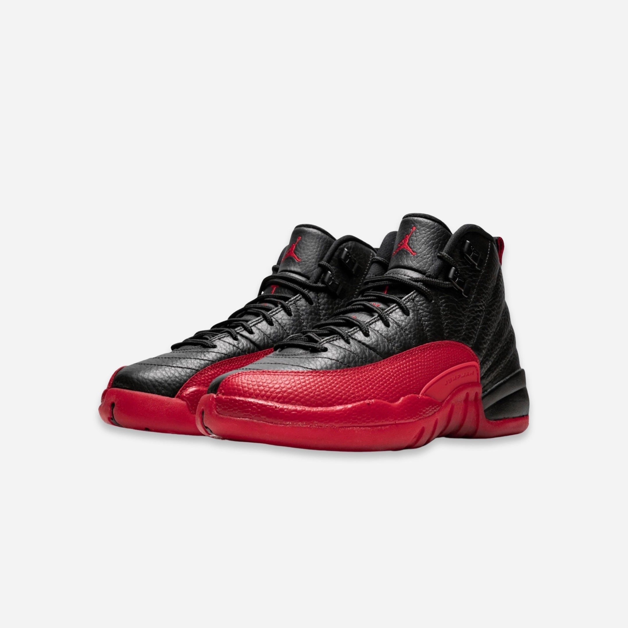(GS) Air Jordan 12 Retro 'Flu Game' (2016) 153265-002 Air Jordan 12 Game-Ready Sneakers