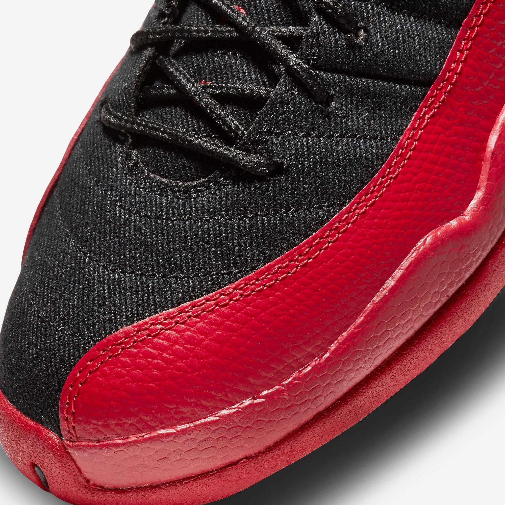 (GS) Air Jordan 12 Retro Low SE 'Super Bowl LV' (2021) DH9695-001 Air Jordan 12 Game-Ready Sneakers