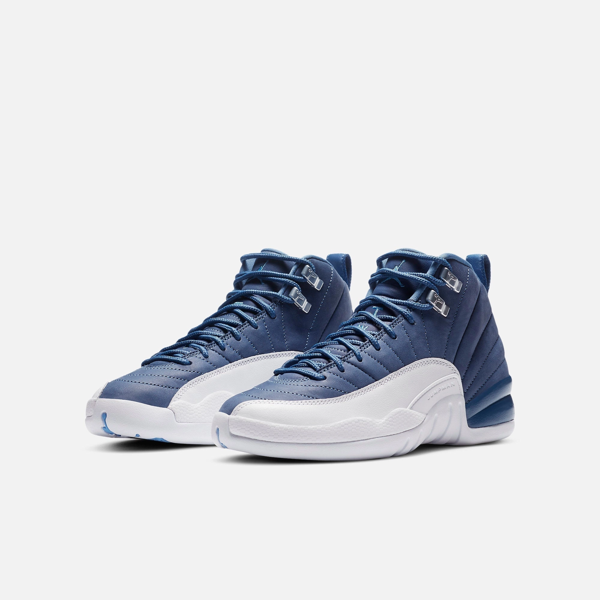 (GS) Air Jordan 12 Retro SE 'Indigo' (2020) DB5595-404 Air Jordan 12 Game-Ready Sneakers
