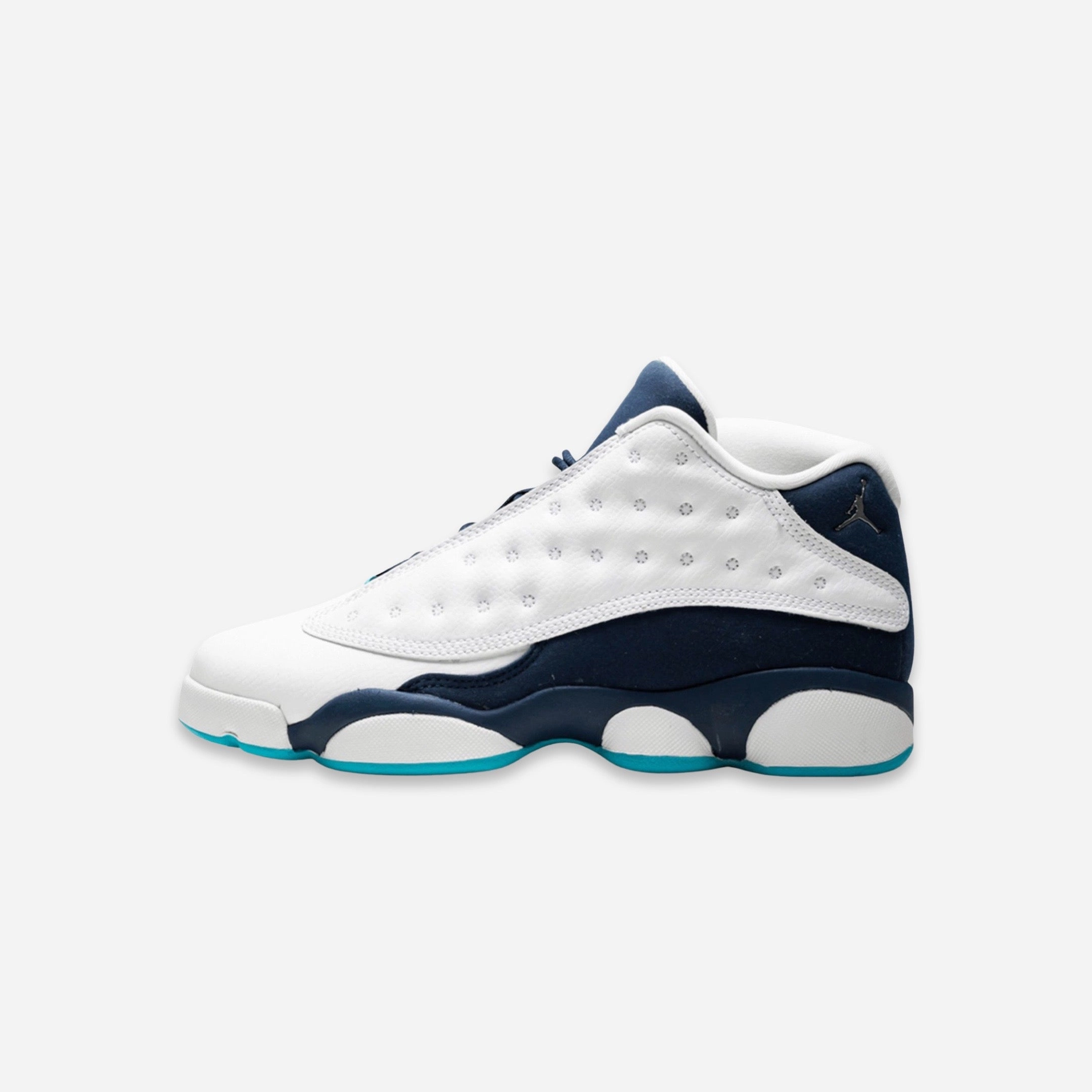 (GS) Air Jordan 13 Retro Low 'Hornets' (2015) 310811-107 Air Jordan 13 shoes with bold midsole design