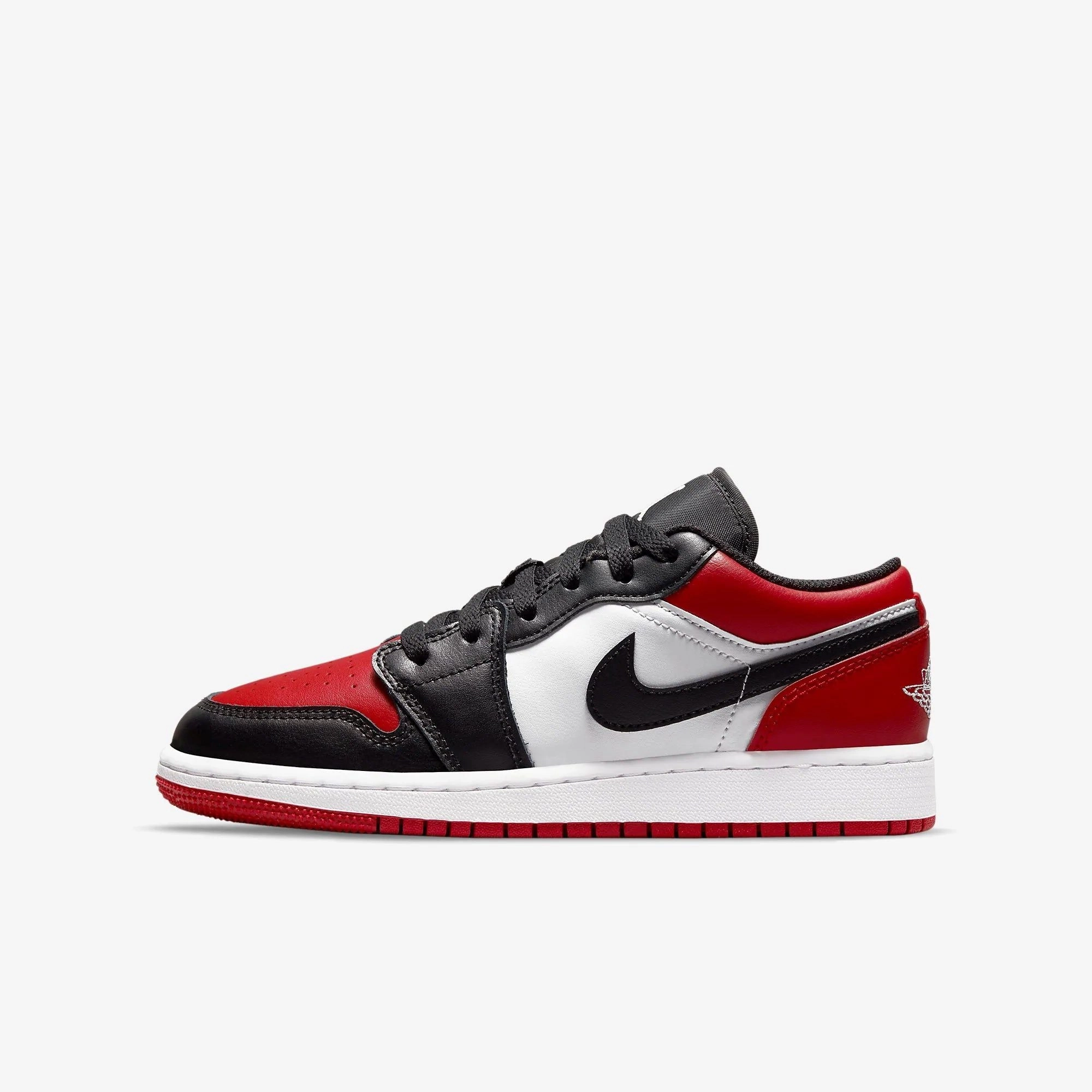 (GS) Air Jordan 1 Low 'Bred Toe' (2021) 553560-612 Stylish Air Jordan 1 in classic design