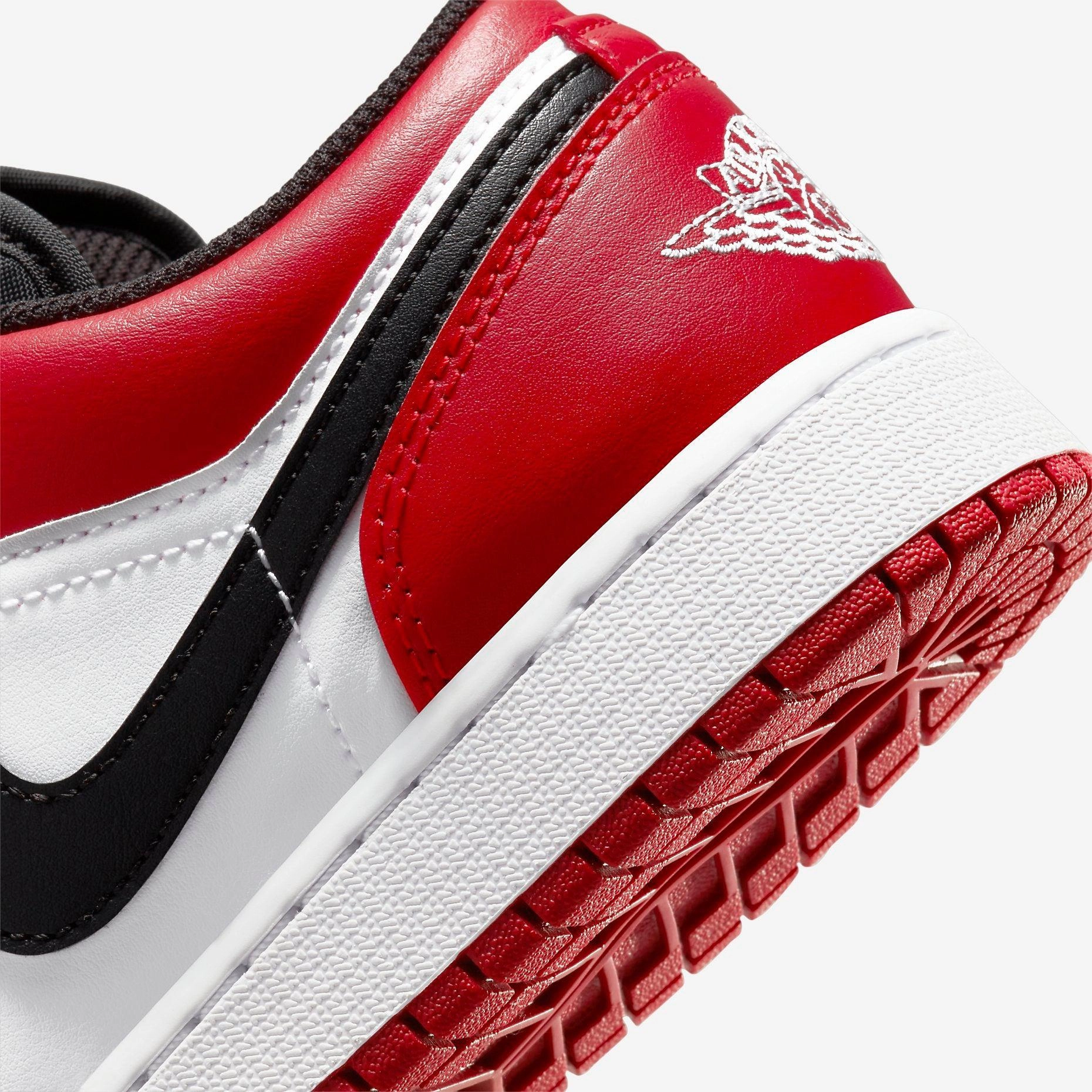 (GS) Air Jordan 1 Low 'Bred Toe' (2021) 553560-612 Air Jordan 1 Signature Look Sneakers