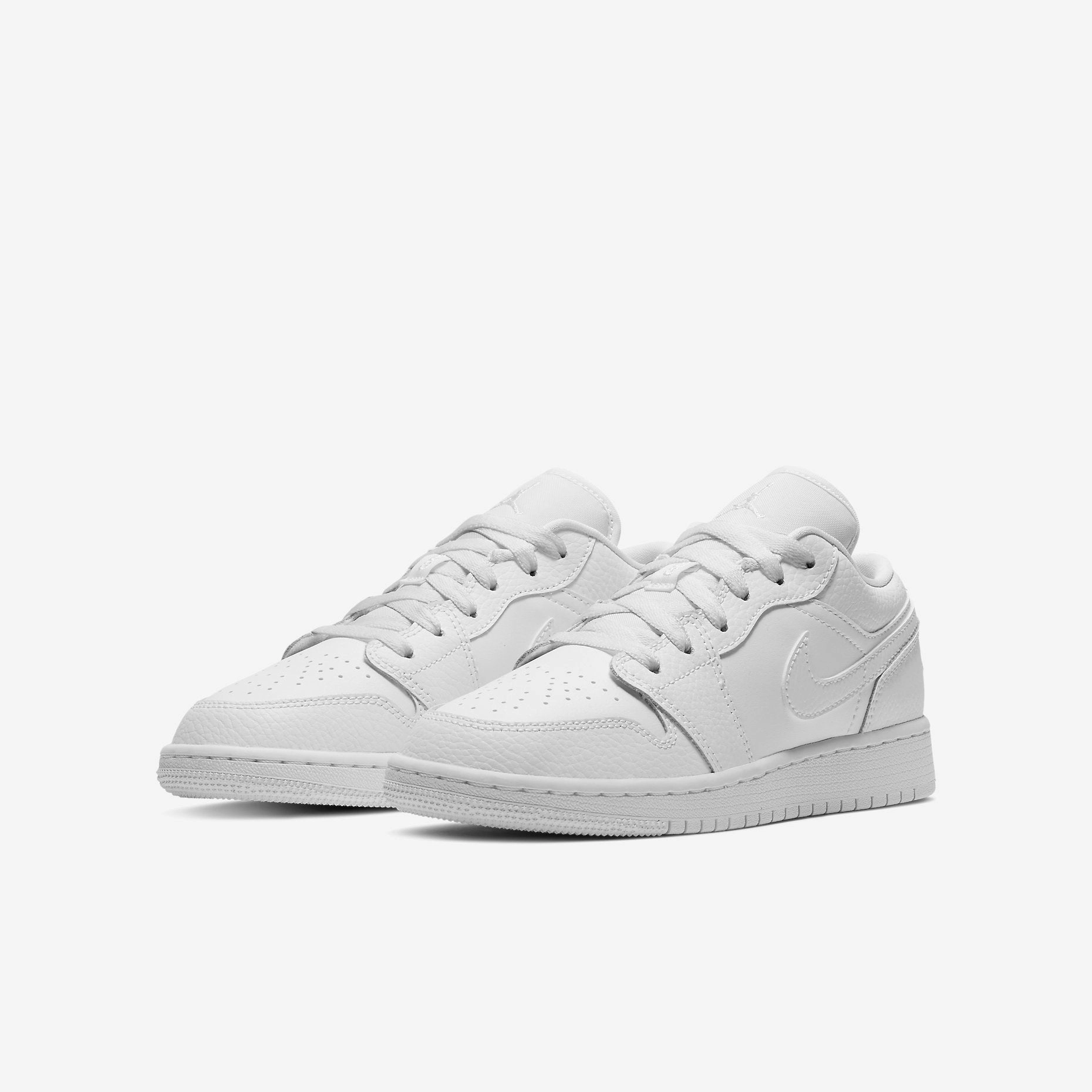 (GS) Air Jordan 1 Low 'Triple White' (2020) 553560-130 Air Jordan 1 Signature Look Sneakers